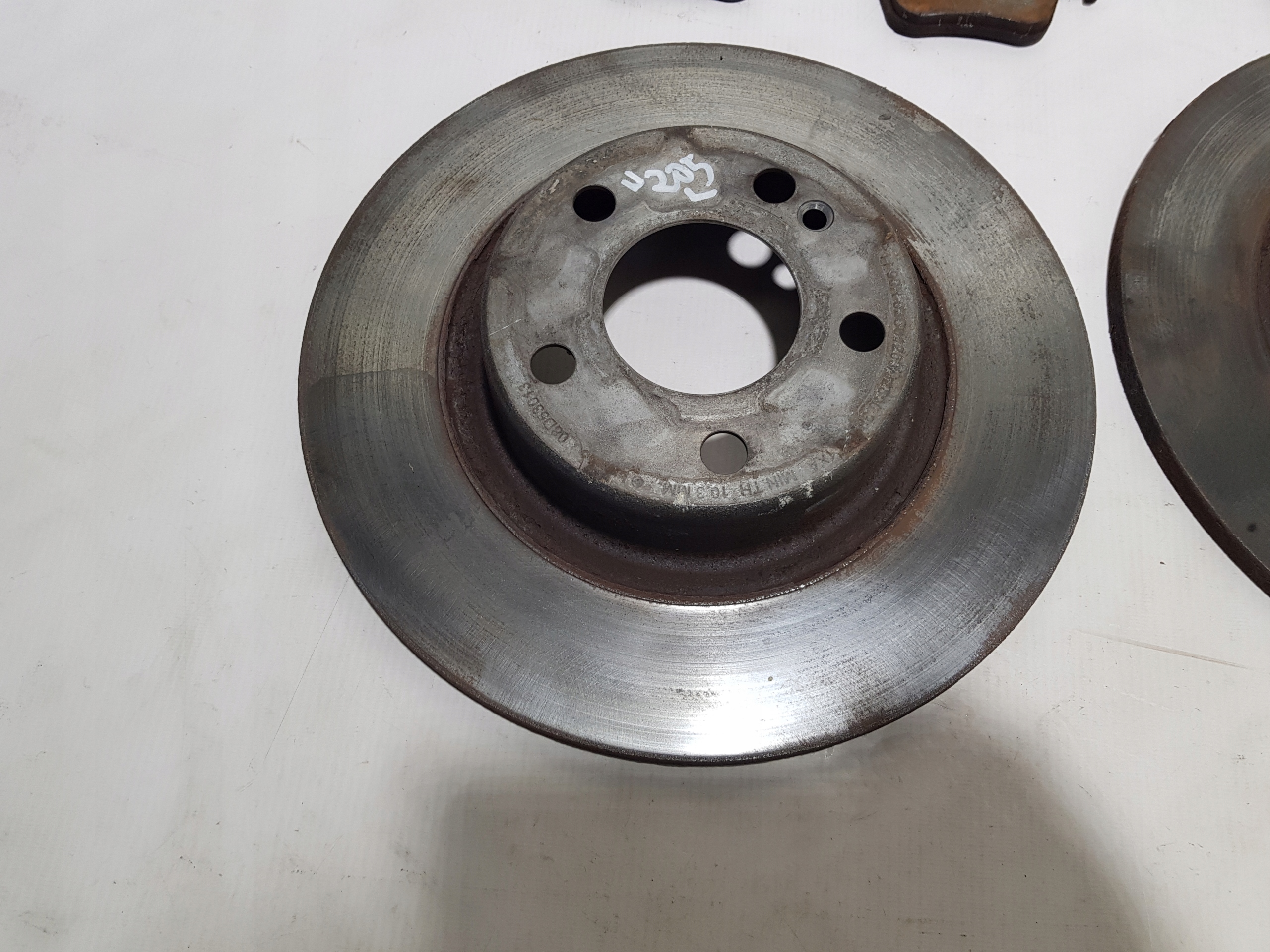 kotuče záď zadní plotýnky KOMPLET MERCEDES W205 2.2 CDI