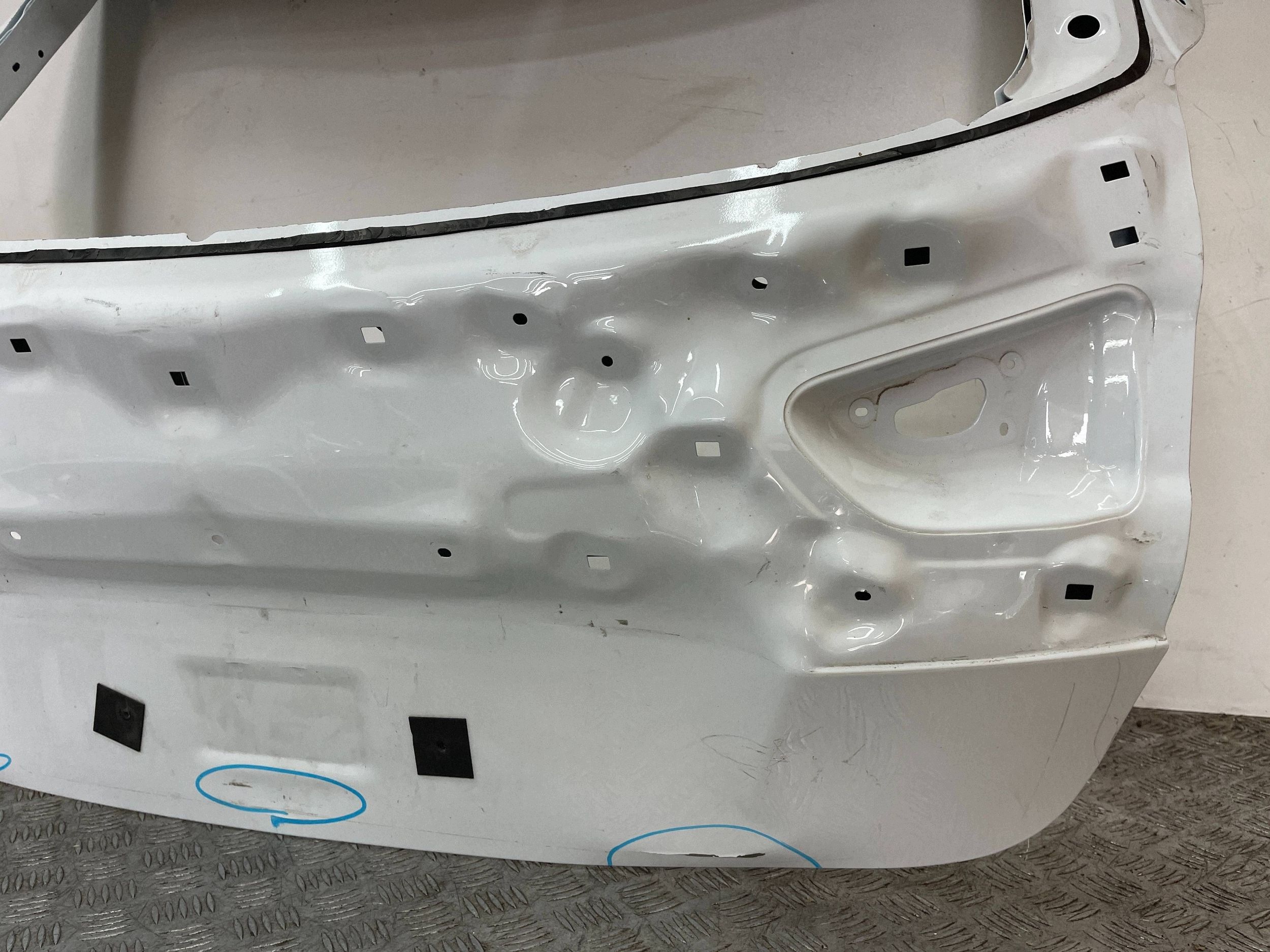 boot door rear boot KIA XCEED X-CEED