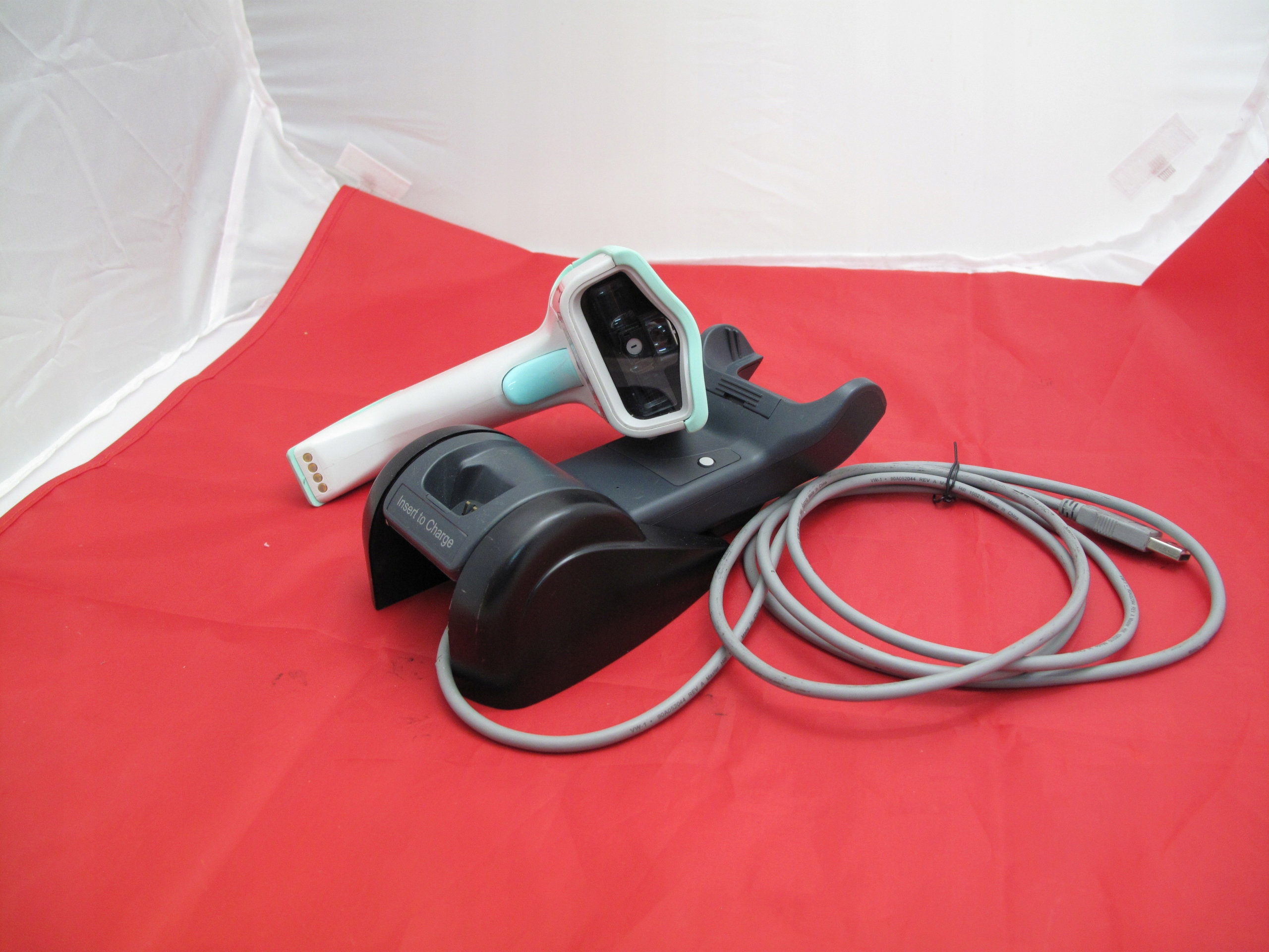 CZYTNIK SKANER KODÓW DATALOGIC GM4100 1D + STACJA Rodzaj bezprzewodowy