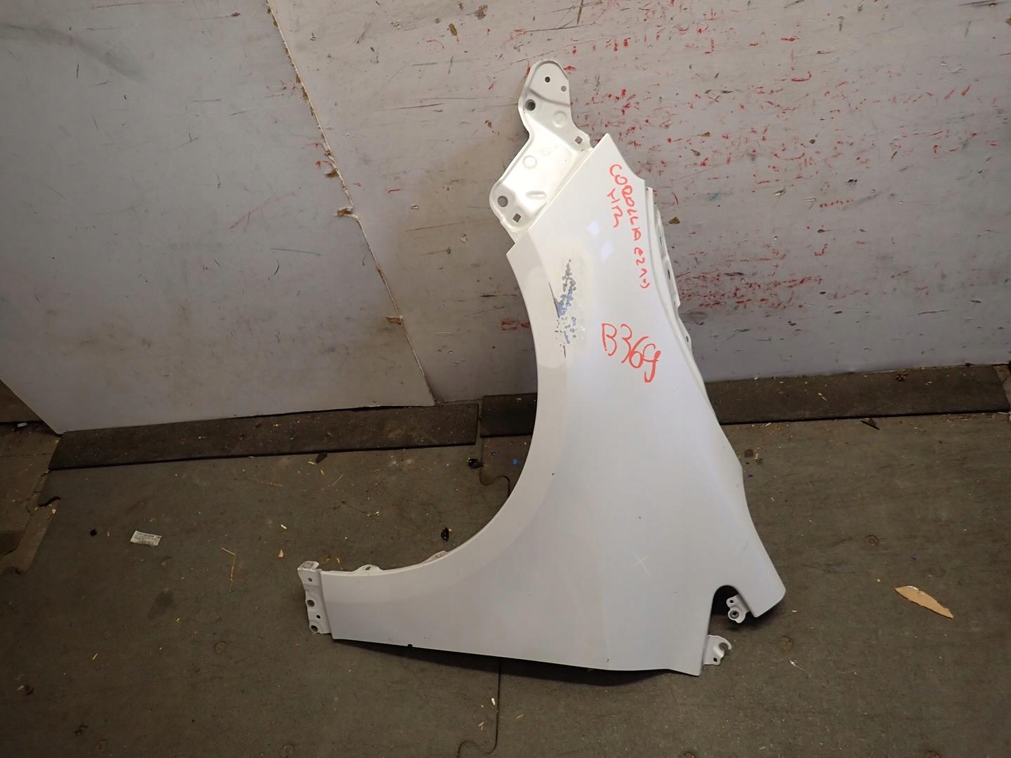 fender front front left TOYOTA COROLLA E21 2019- HB KOMBI