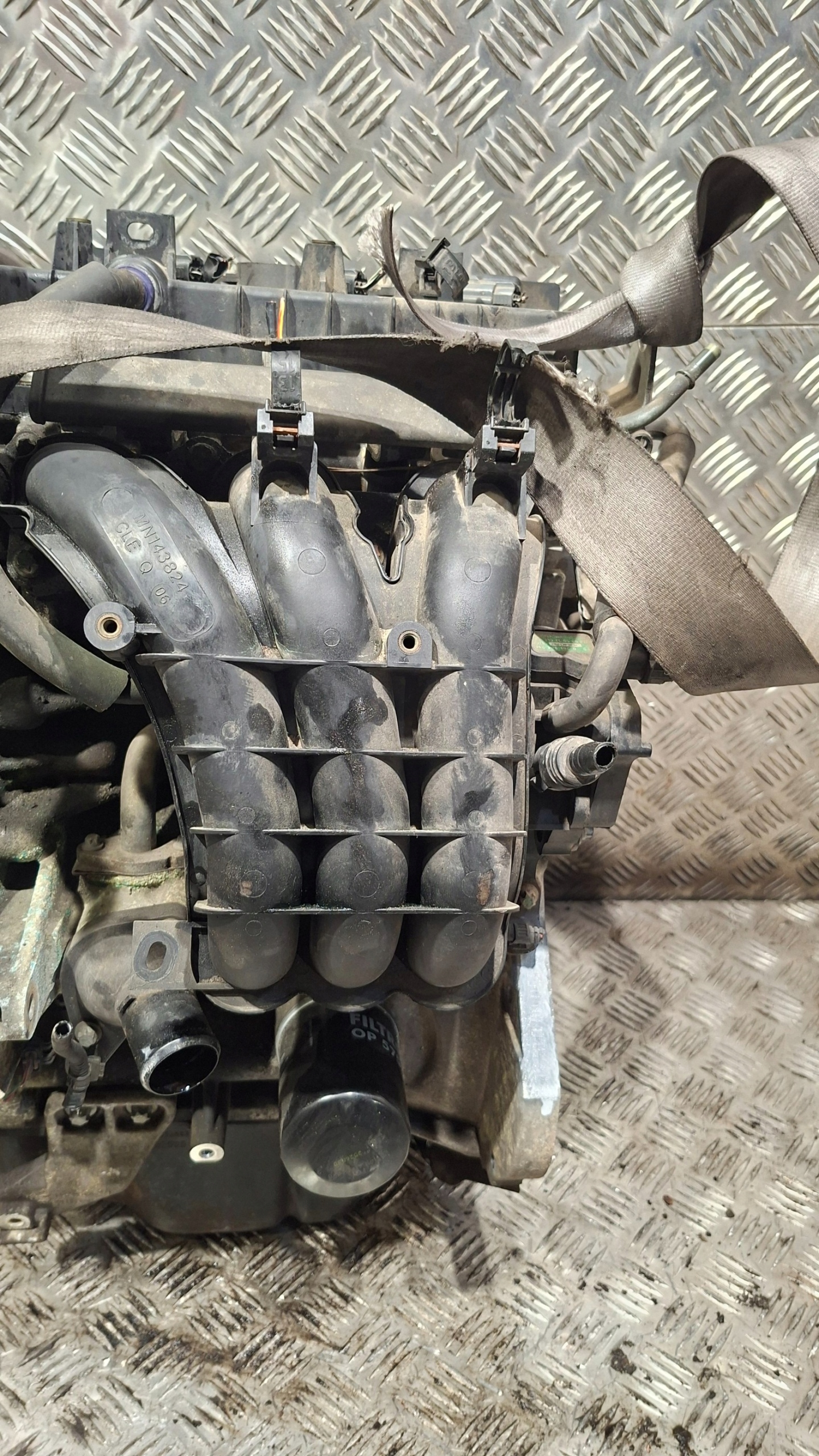 engine pillar unprotected MITSUBISHI COLT VI 1.1