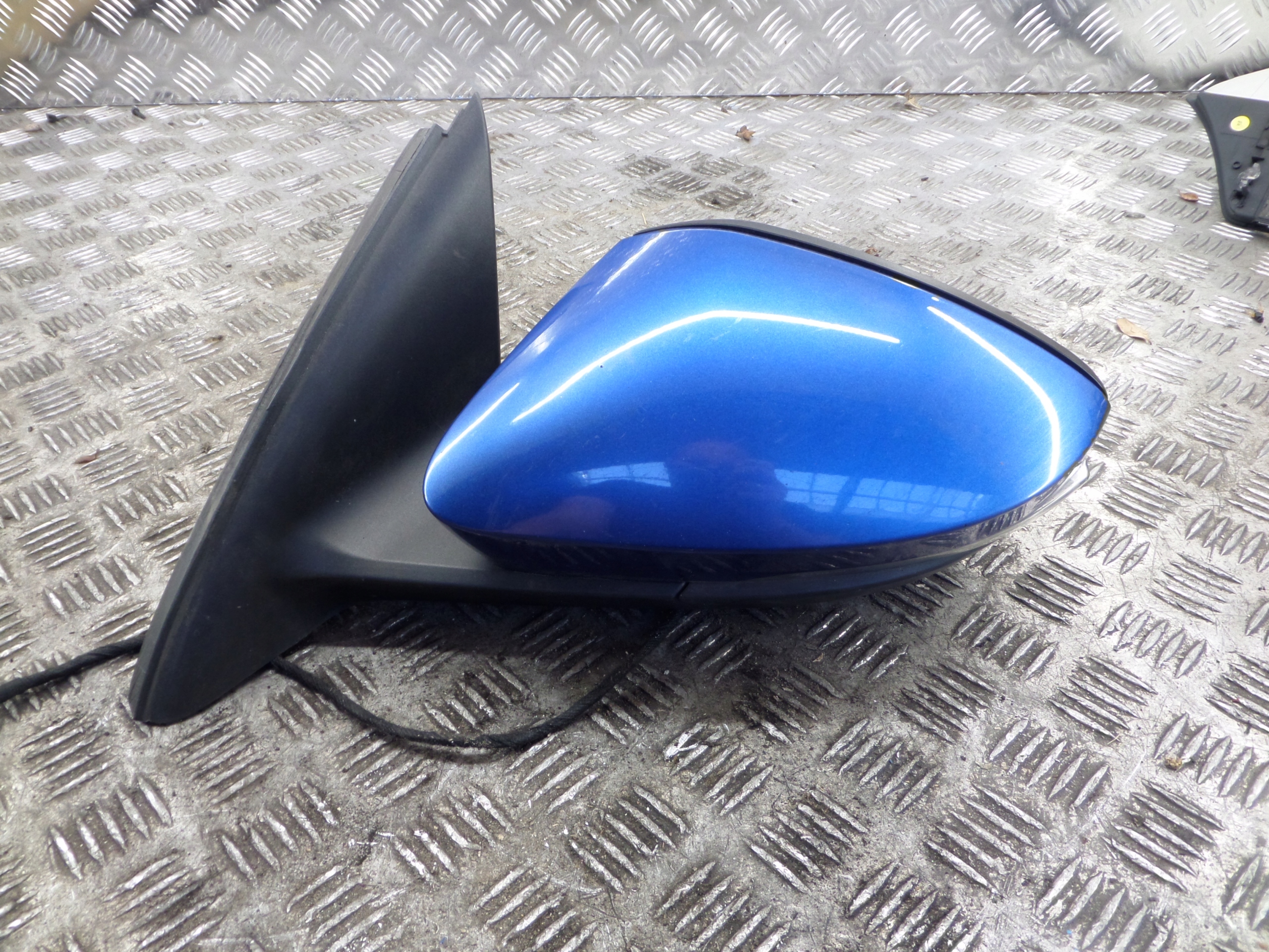 mirror right front SKODA OCTAVIA III 6 PIN UK