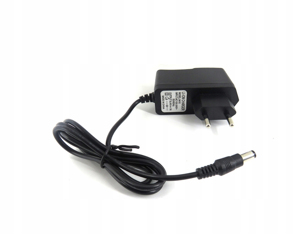 

Ładowarka Akumulatora Do Łódki Zanętowej 8.4V/1A