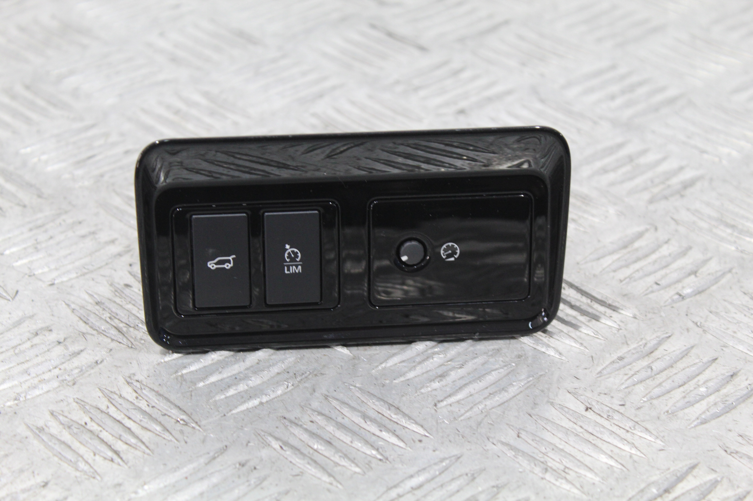 switch bonnet boot JAGUAR F-PACE X761