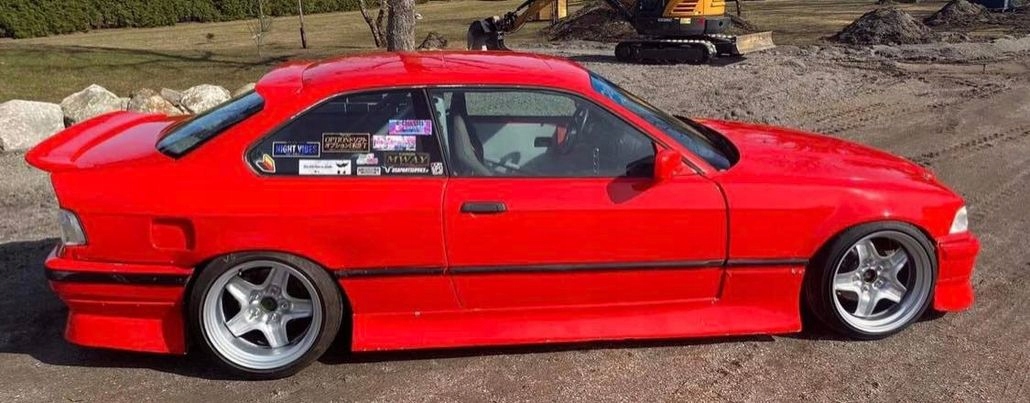 SPOILER BAGAŻNIKA BMW E36 COUPE SPOILER DRAGWING NOWY PODKŁAD Stan opakowania oryginalne