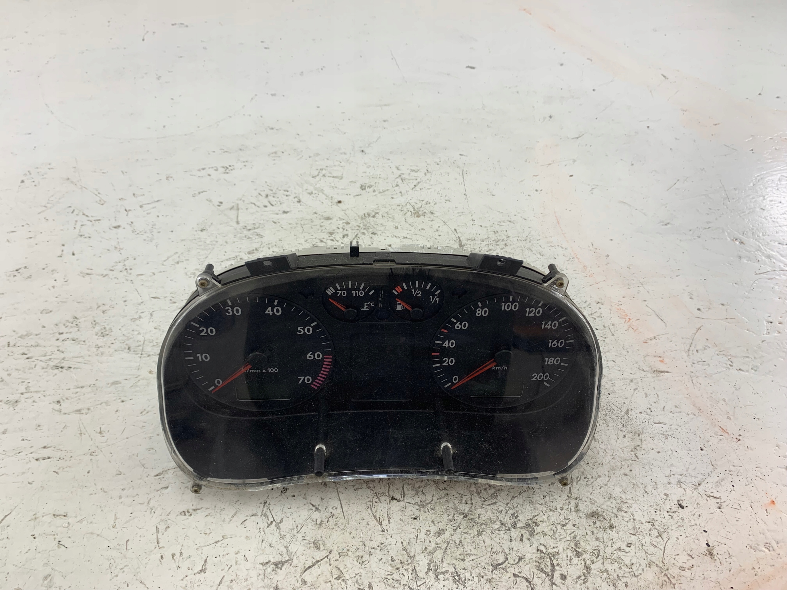 SEAT AROSA and 1.0 dials dials 6H0920860Q