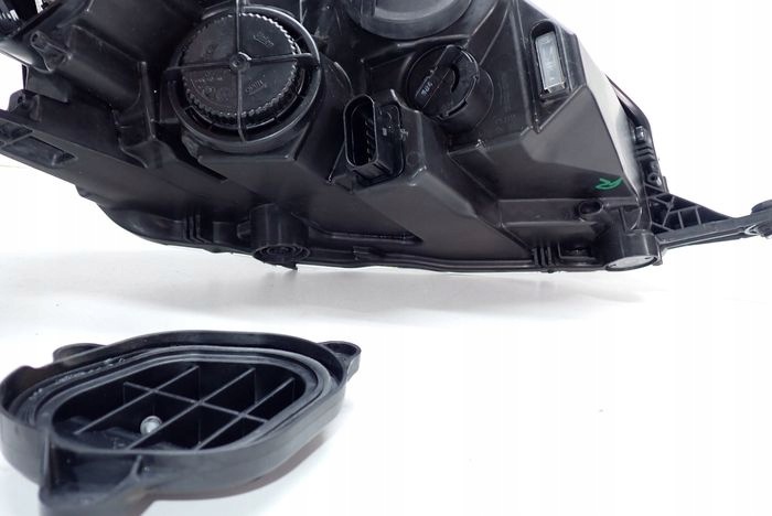 SKODA RAPID XENON 12-16 reflektor left light left 5JB941015A