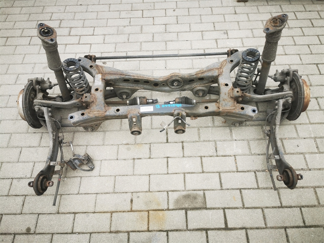 KIA SPORTAGE III 2.0 CRDIwd 4x4 В ЗБОРІ ЗАДНЄ ПІДВІСКА