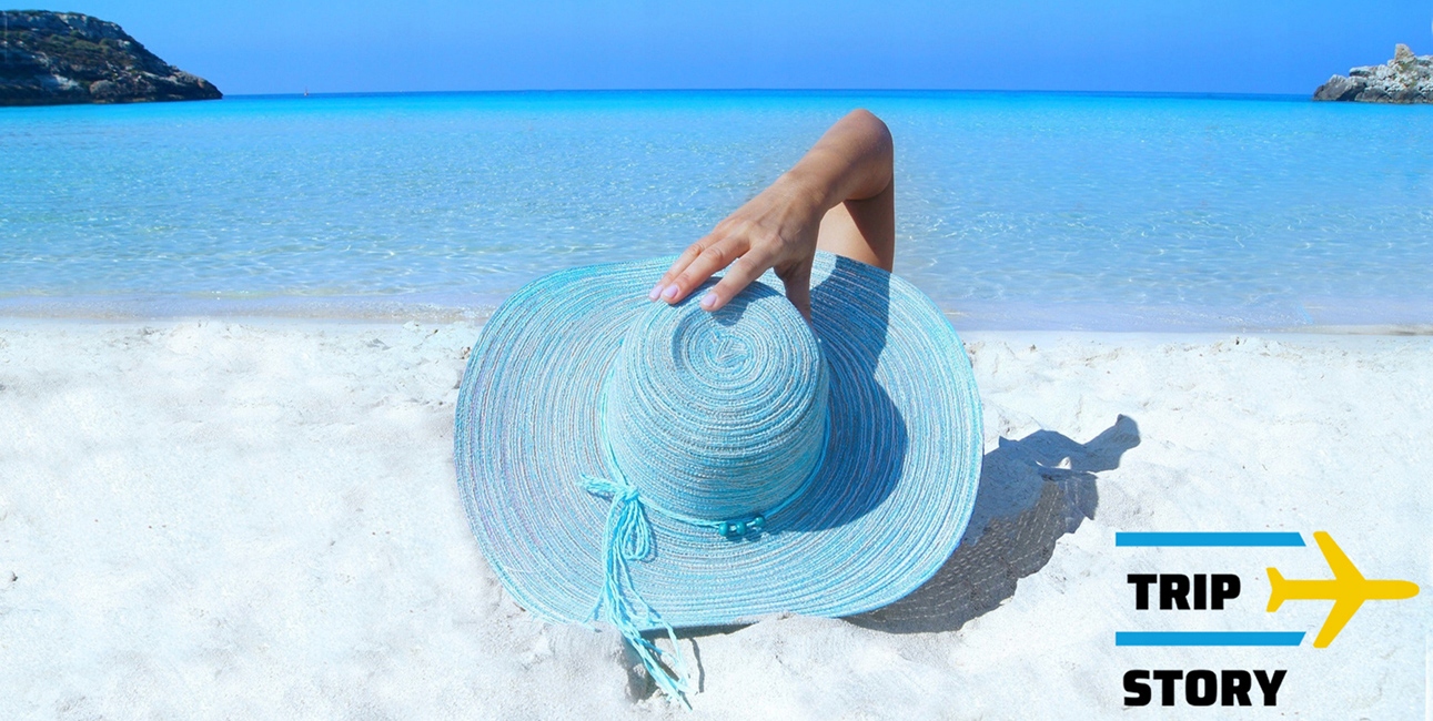 KOSMETYCZKA MAŁA DO SAMOLOTU KUFEREK KOSMETYCZNY ORGANIZER PODRÓŻNY Wzór dominujący geometryczny