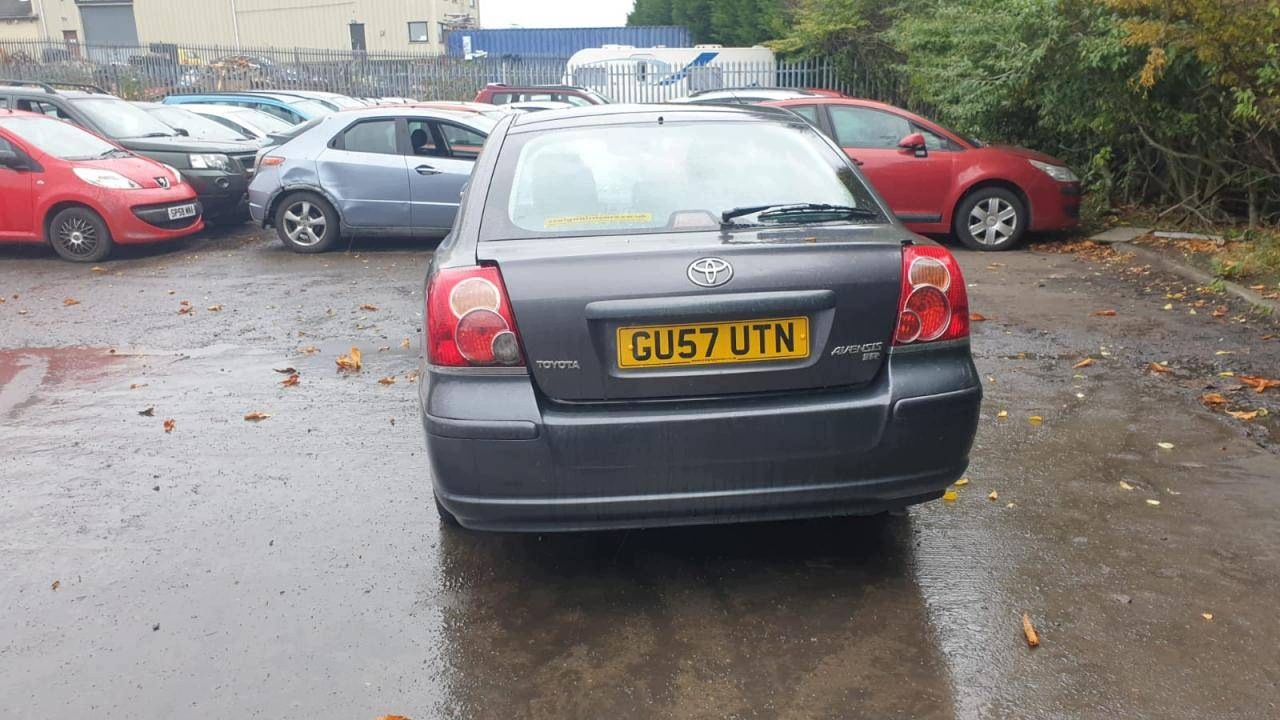 light third brake light Toyota Avensis 2 T250 facelift 2007 8720713853