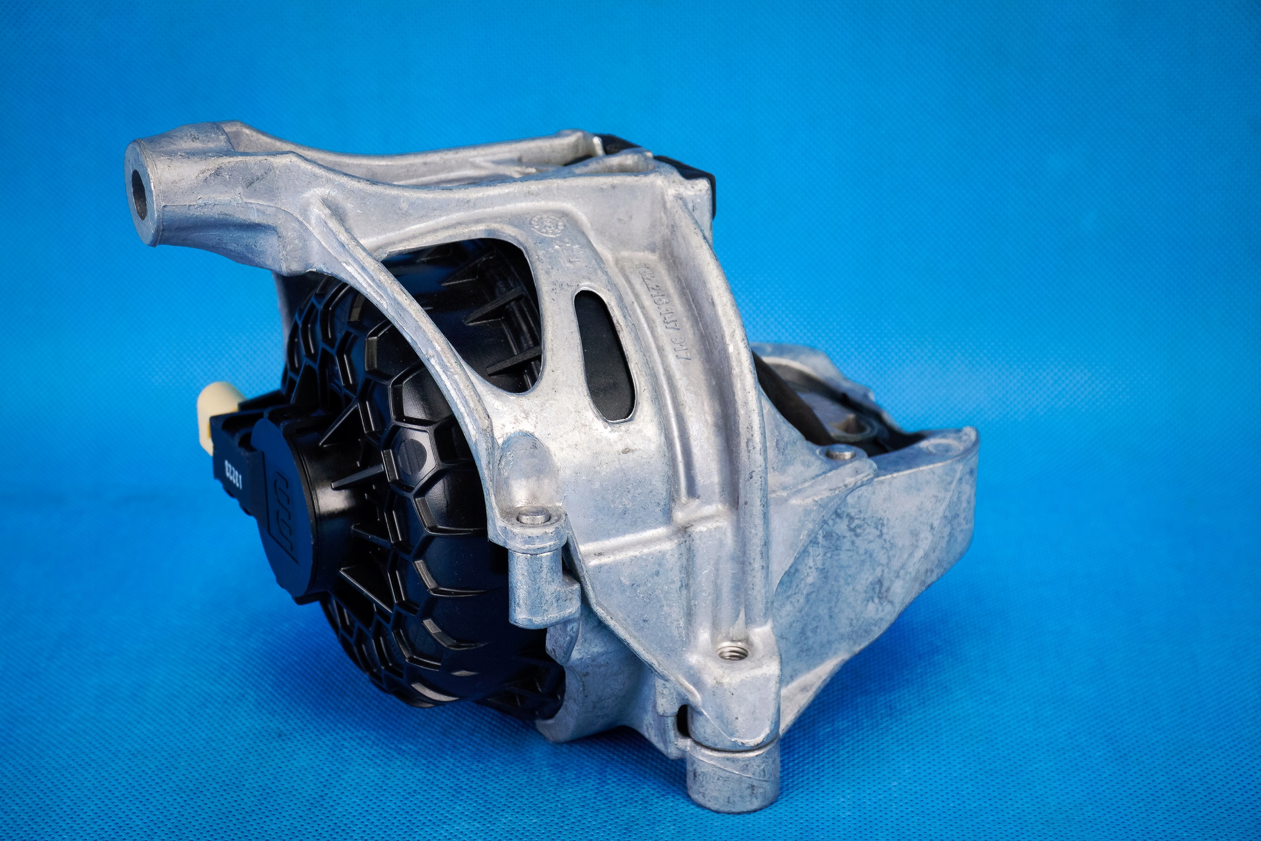 engine mount right Audi A6 4K C8 A7 4K8 45TFSI 2.0TFSI 4M0199372GJ