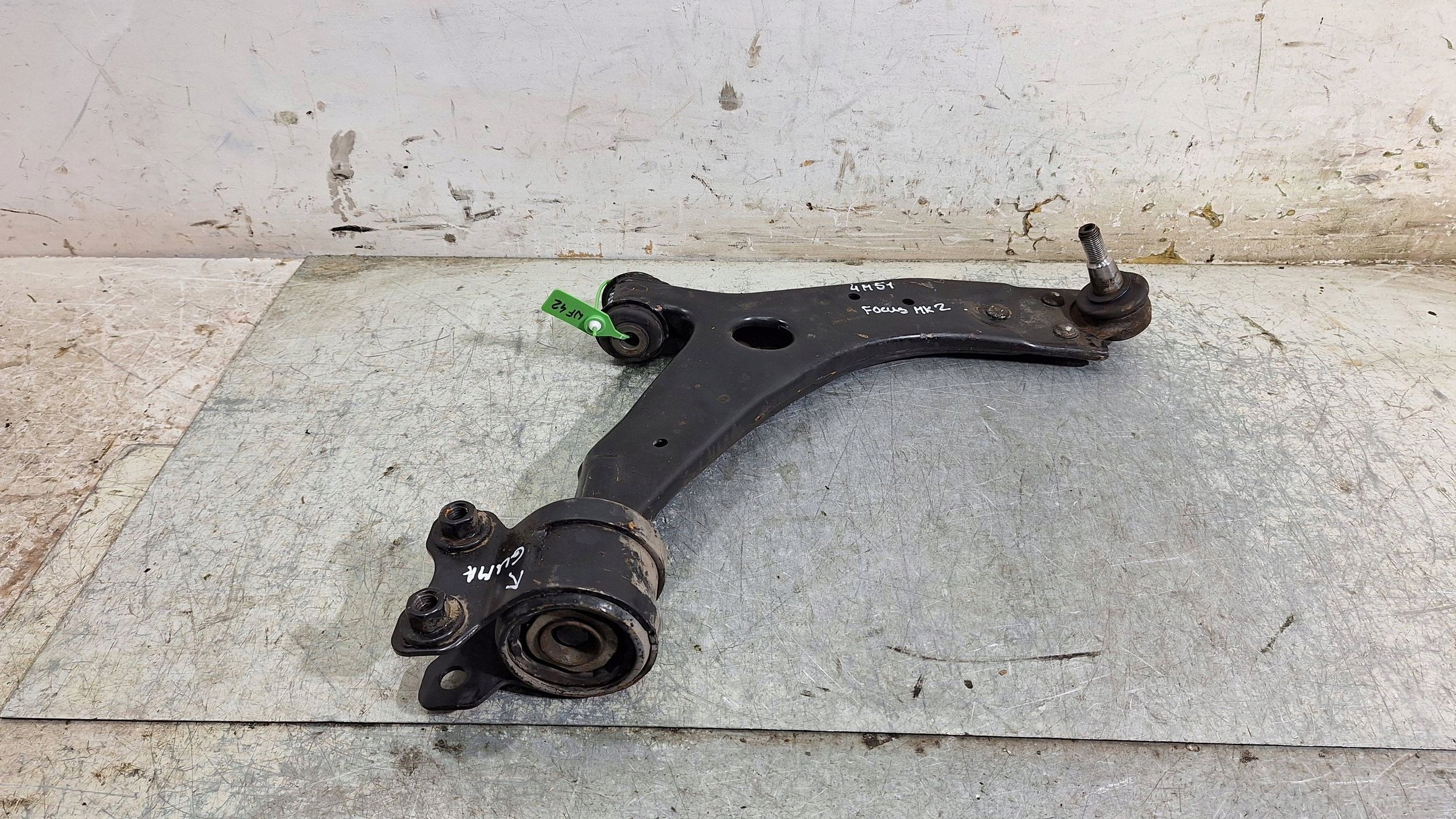 arm right front 4M51-3A423-AF FORD FOCUS MK2 C MAX MK1 VOLVO C30 S40