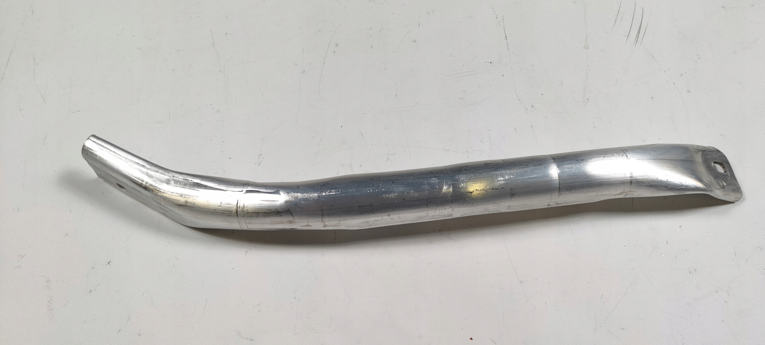 NIMB-3A201-AA - Стойка чашки левая Ford Explorer 2020-