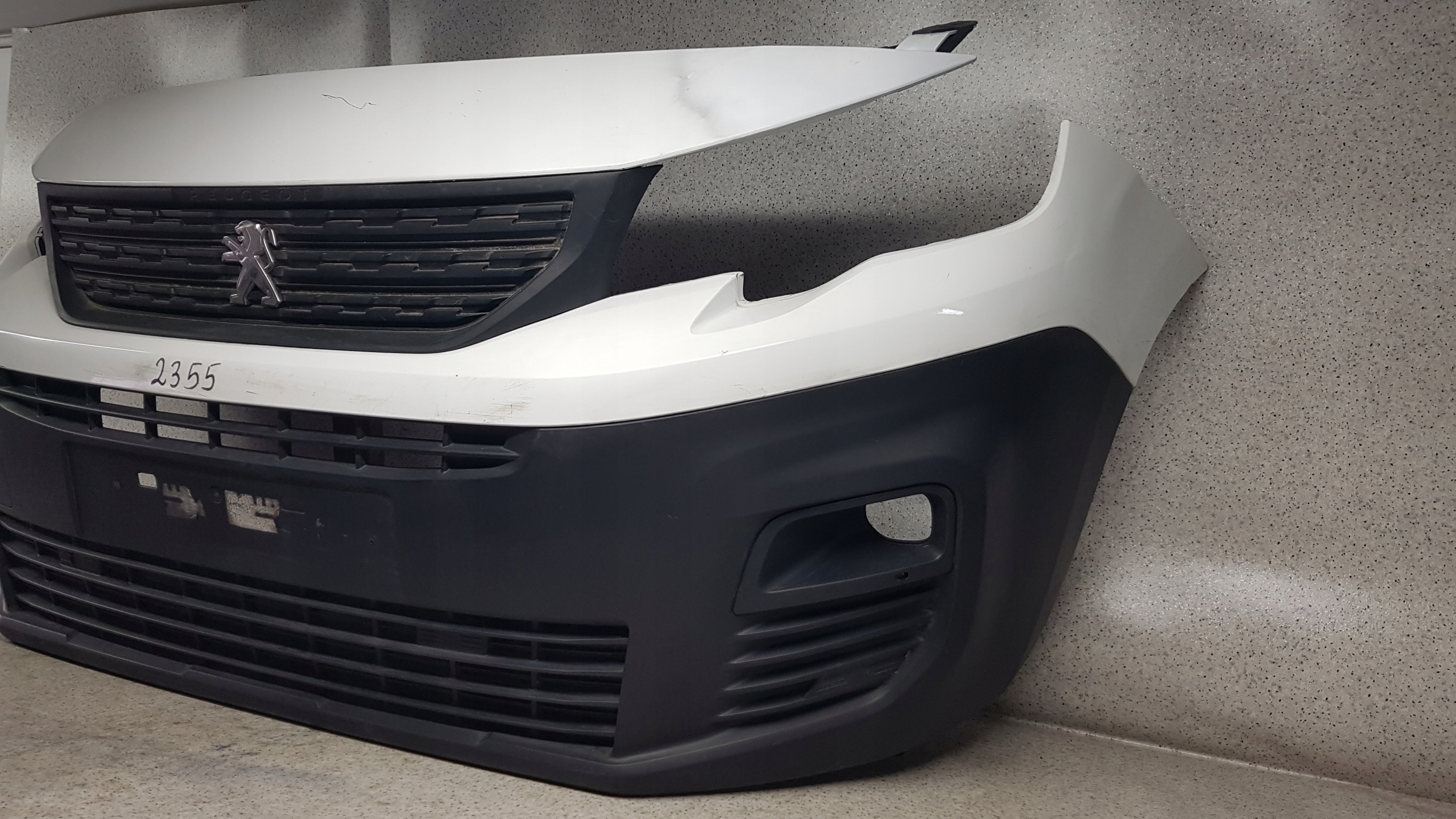 PEUGEOT PARTNER IV 4 2020 - bumper front 2355