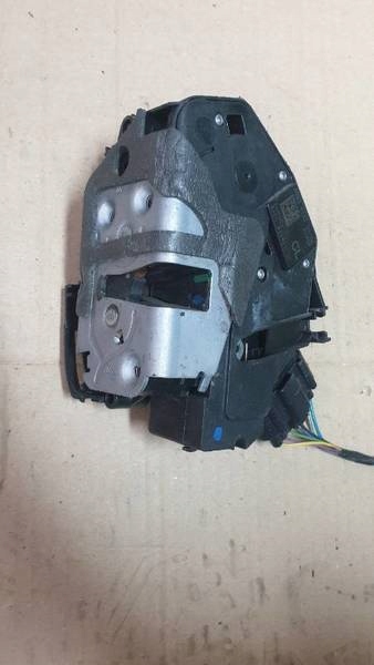 lock front left FIESTA 08- 8A6A-A21813-AE