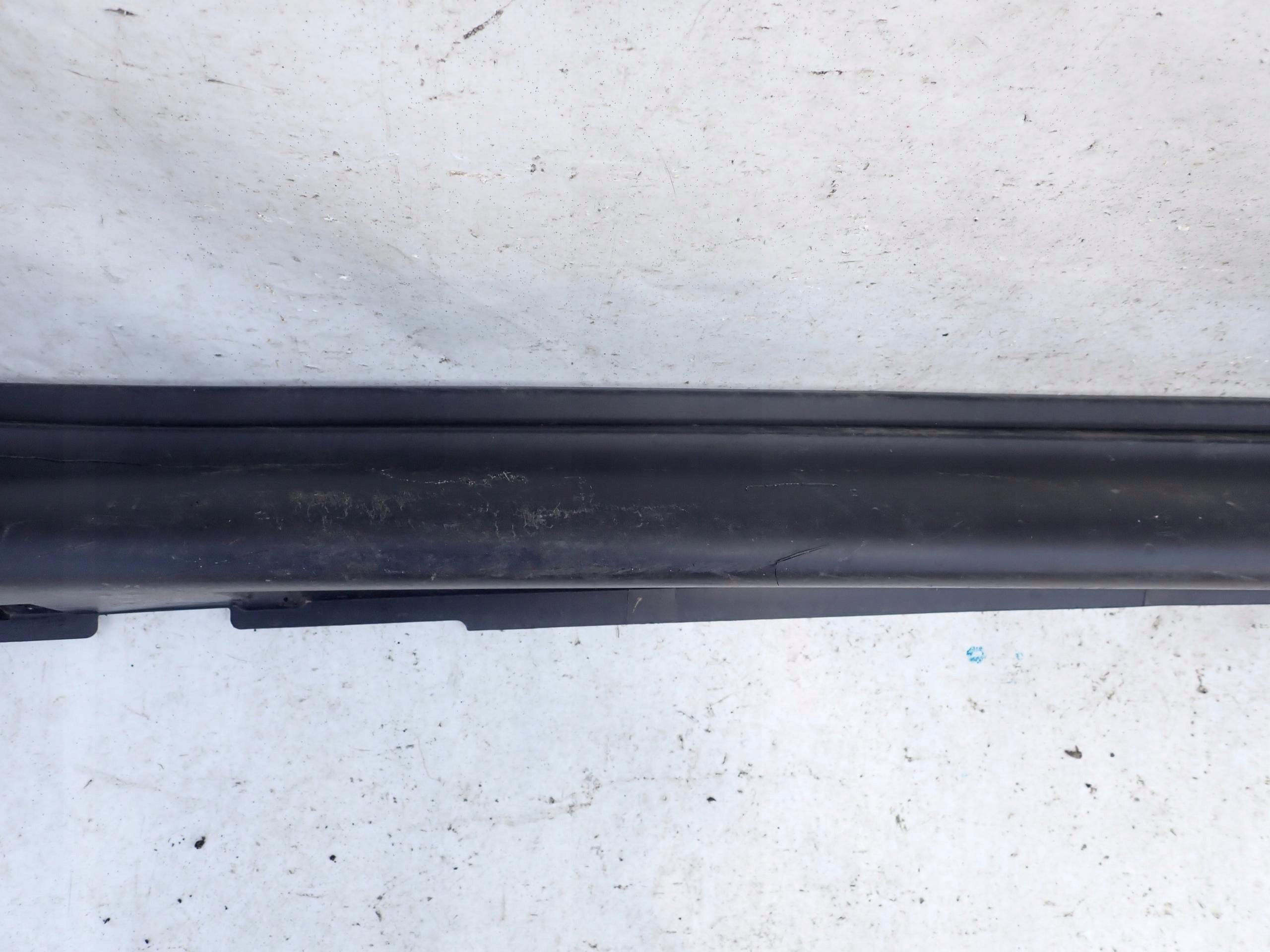 NISSAN JUKE and F15 moulding threshold right threshold right