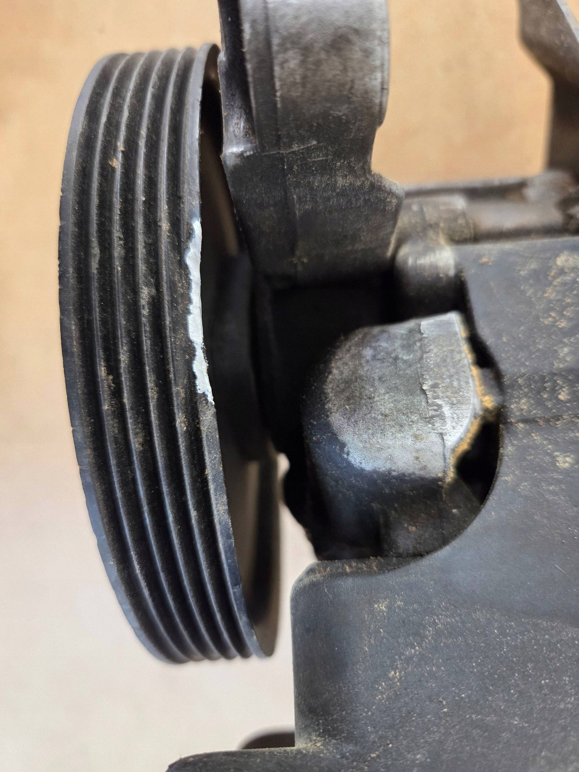 BMW 5 E39 3,0D pompa servosterzo 7691340172 (19)