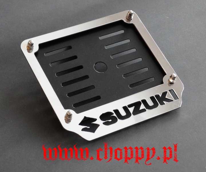 RAMKA TABLICY Suzuki UCHWYT TABLICY