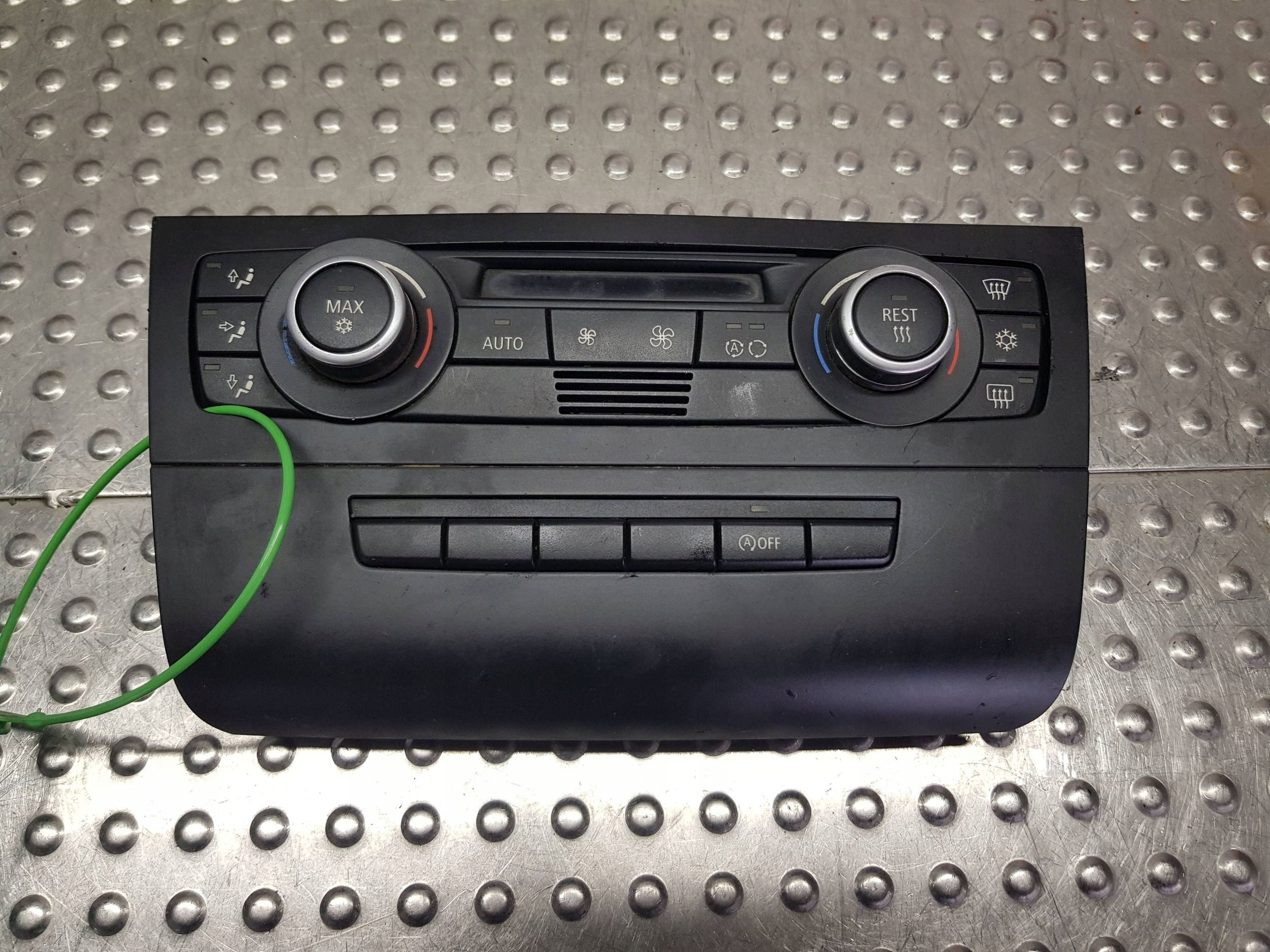 PANEL air conditioning devices of the air conditioning frame 9182287 BMW E81 E82 E87 E90 E91 E92