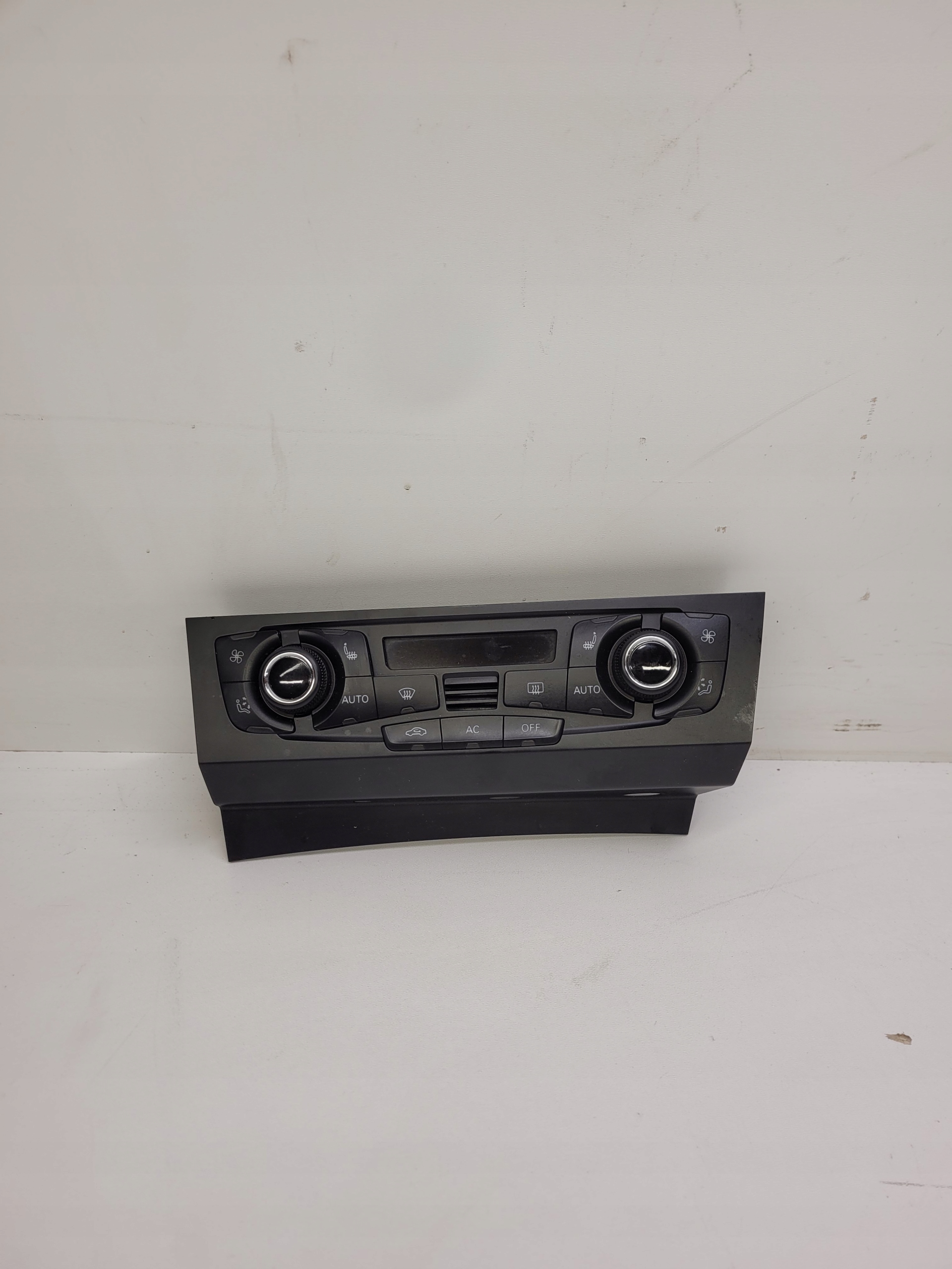 PANEL KLIMATRONIK AUDI A4 A5 Q5 8T1820043R