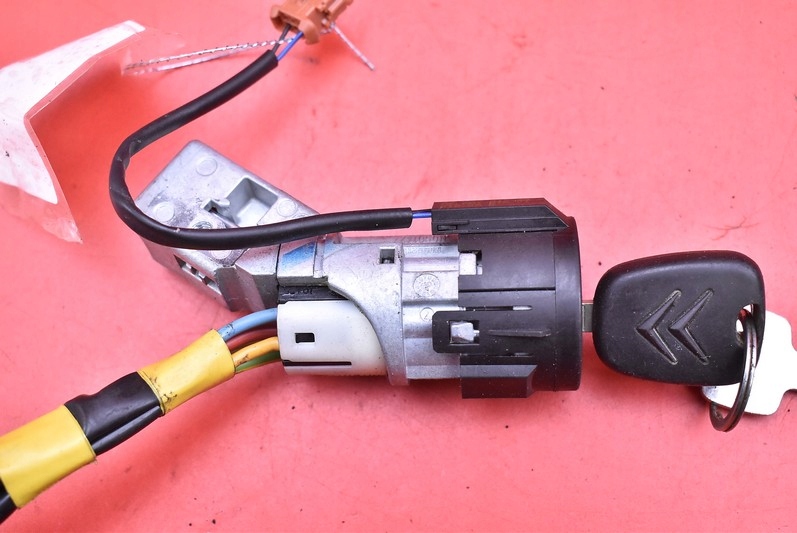 ignition key 9652781780 CITROEN C3 1 and 1.4 8V 75 KM 02-10