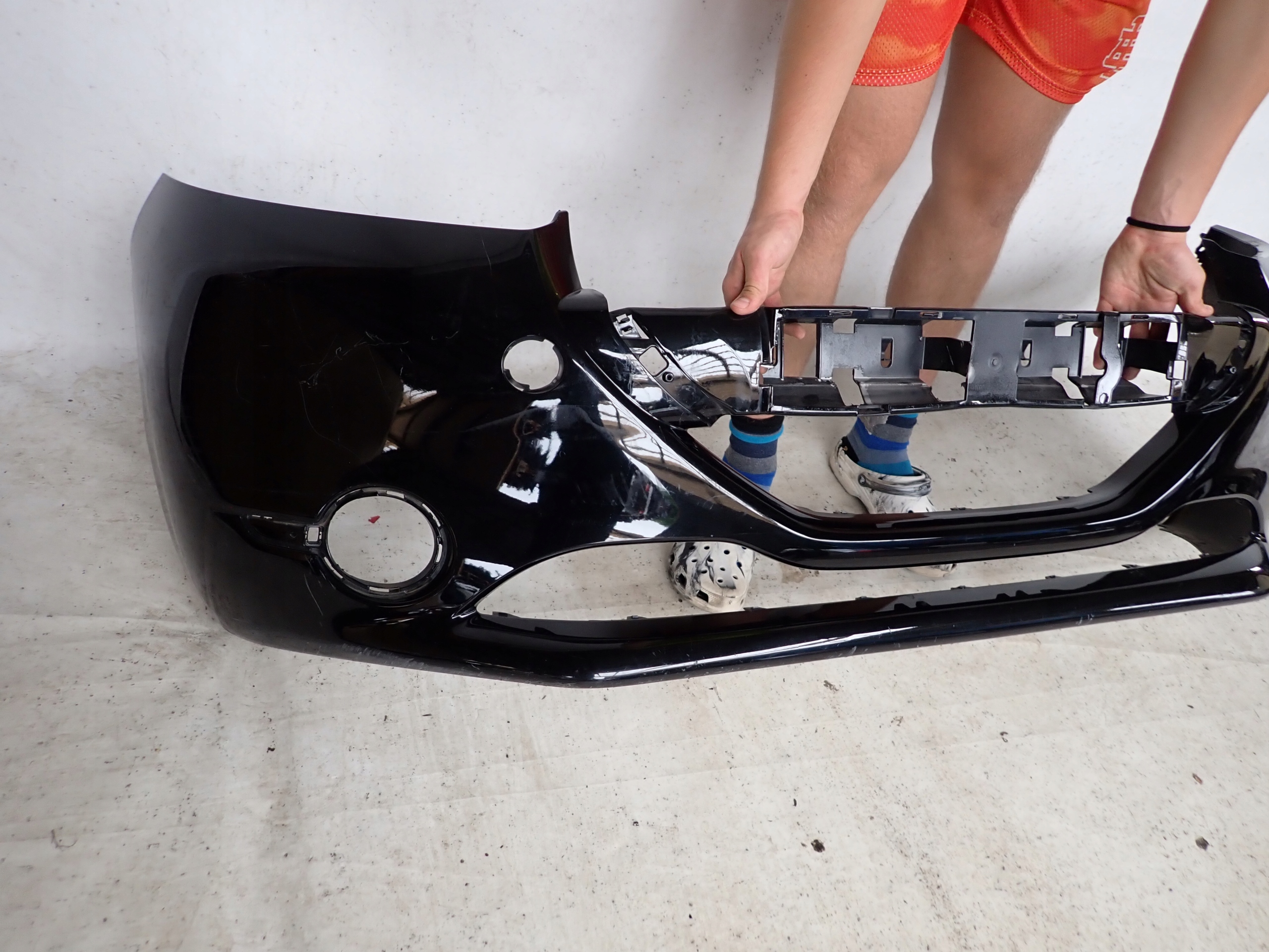 PEUGEOT 208 and 12- bumper front front