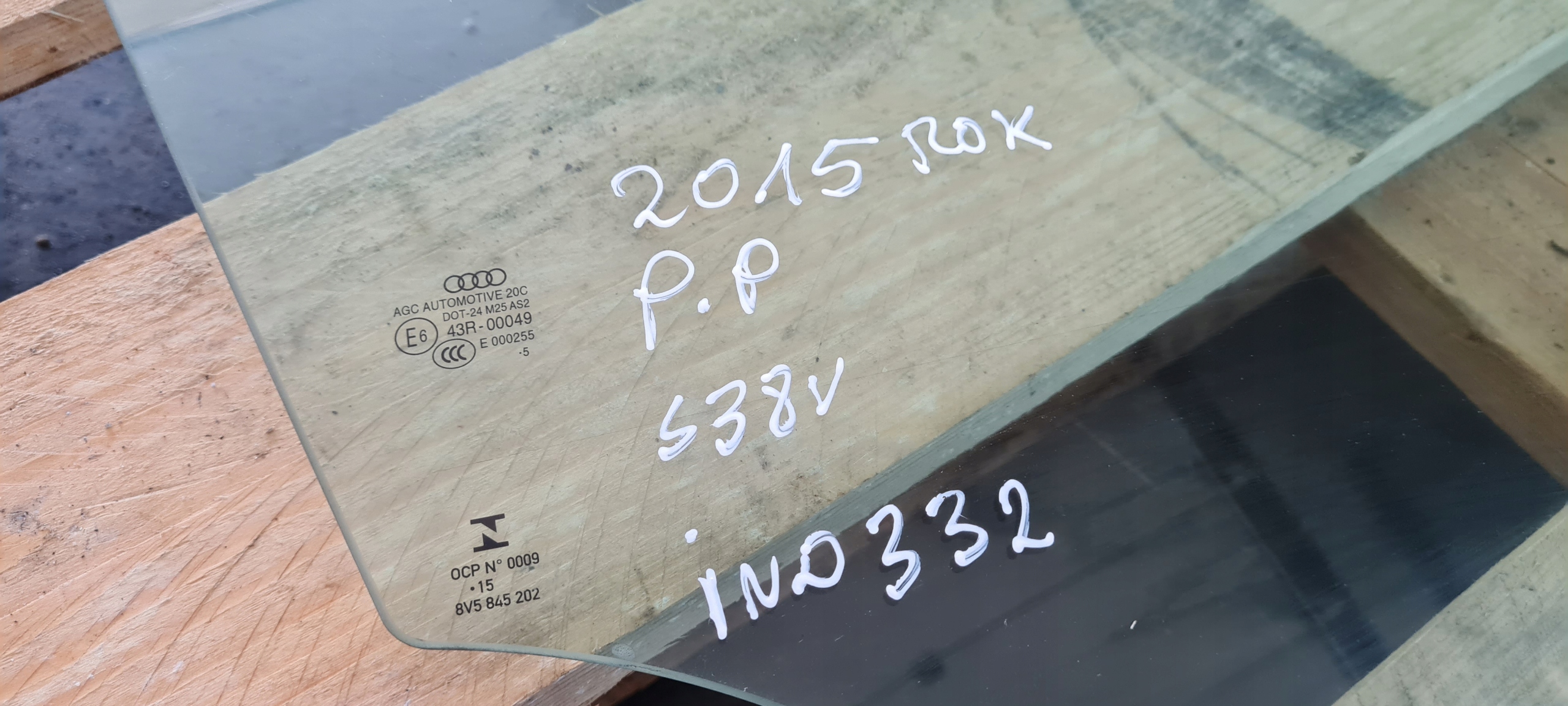 S3 8V sedan A3 window door right right front front 15R