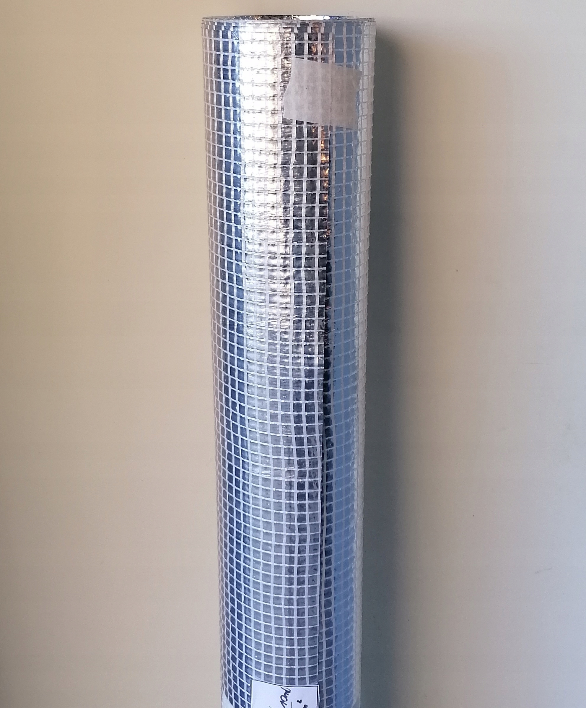 FOLIA PAROIZOLACYJNA ALUMINIOWA DACHOWA 110g SECCO 15m² + TAŚMA COROFLEX Liczba m² w ofercie 15 m²