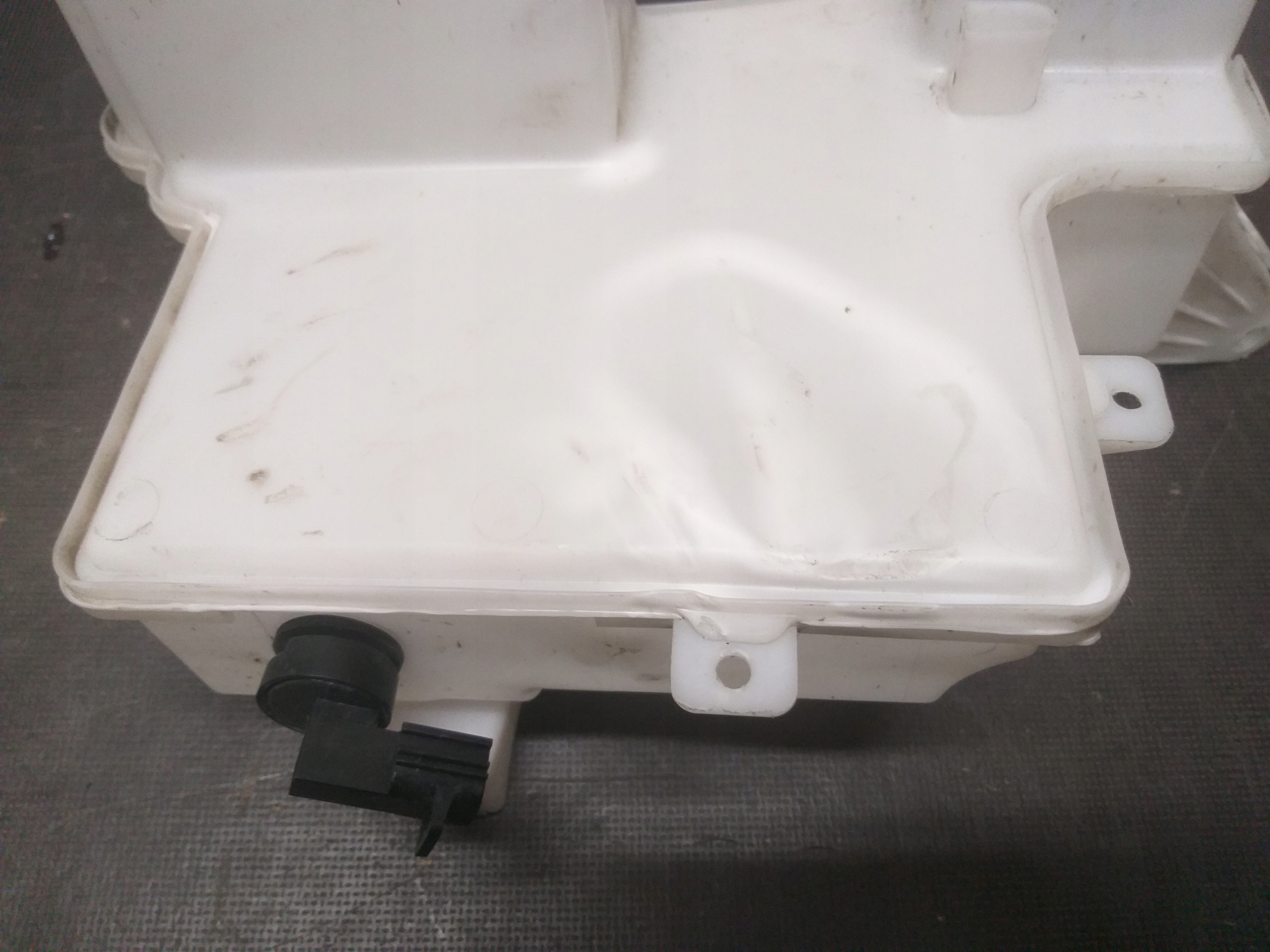 washer fluid tank FORD FOCUS MK4 JX7B17B613GA