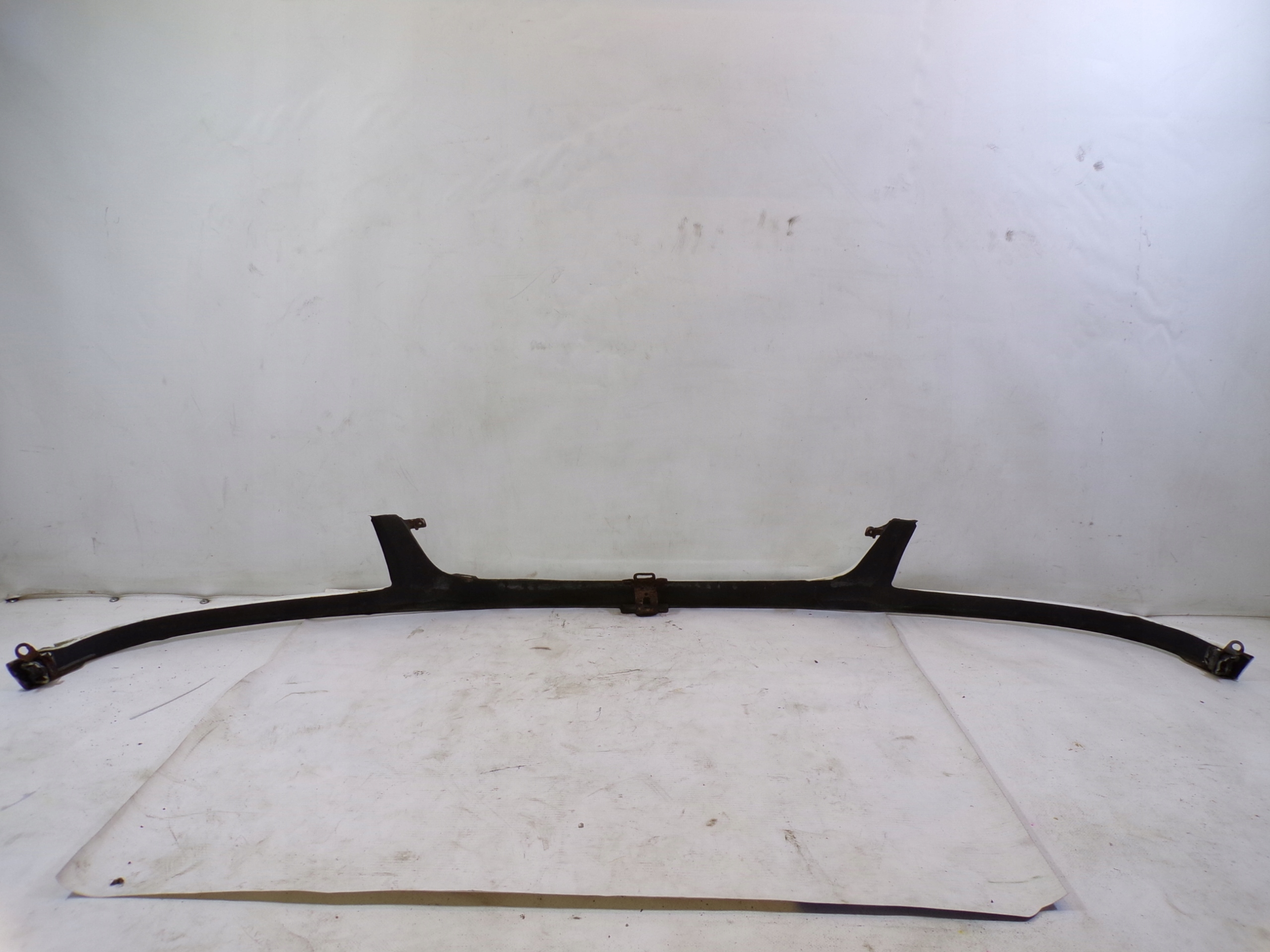 LISTAWA below LAMPAMI VOLKSWAGEN PASSAT B4