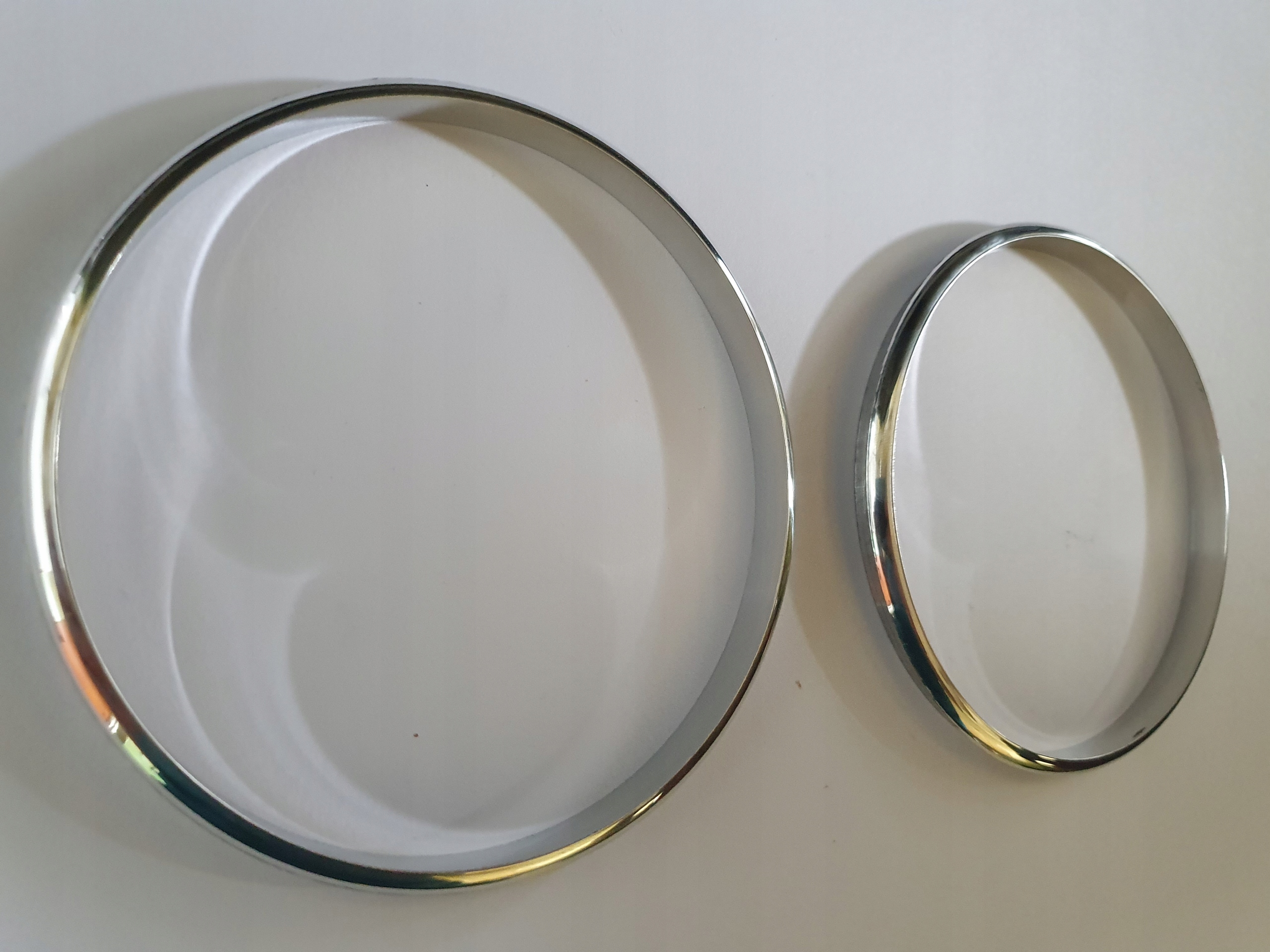 Aluminiowe ramki do licznika Volkswagen Golf 4