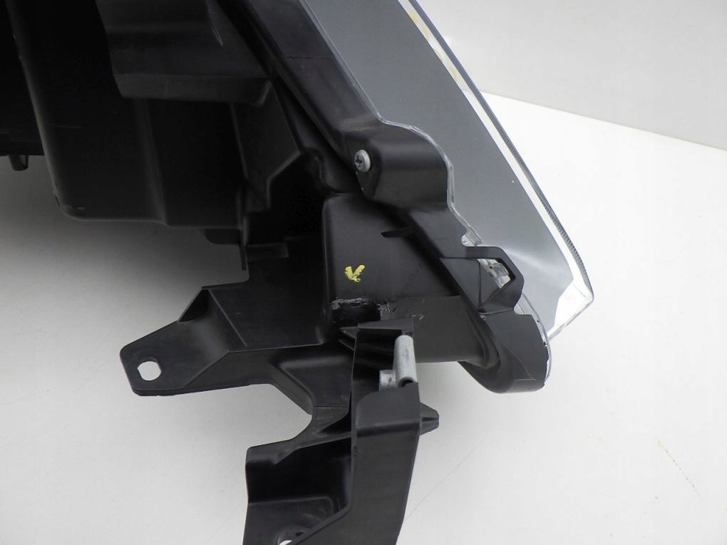 MITSUBISHI ECLIPSE CROSS 17- ZWYKLA light front left