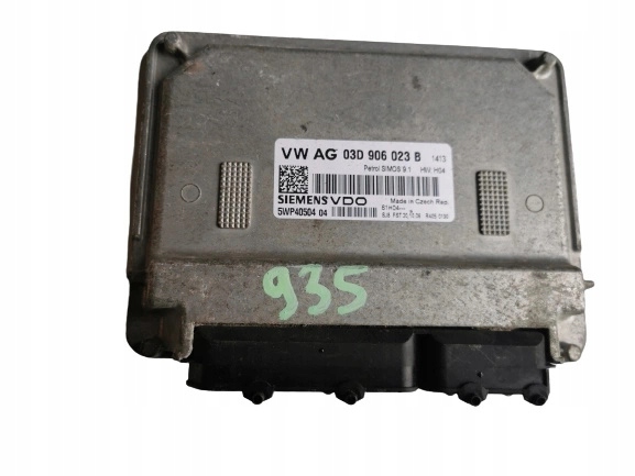 VW FOX 1.2B 5WP4050404 03D906023B Computer ECU