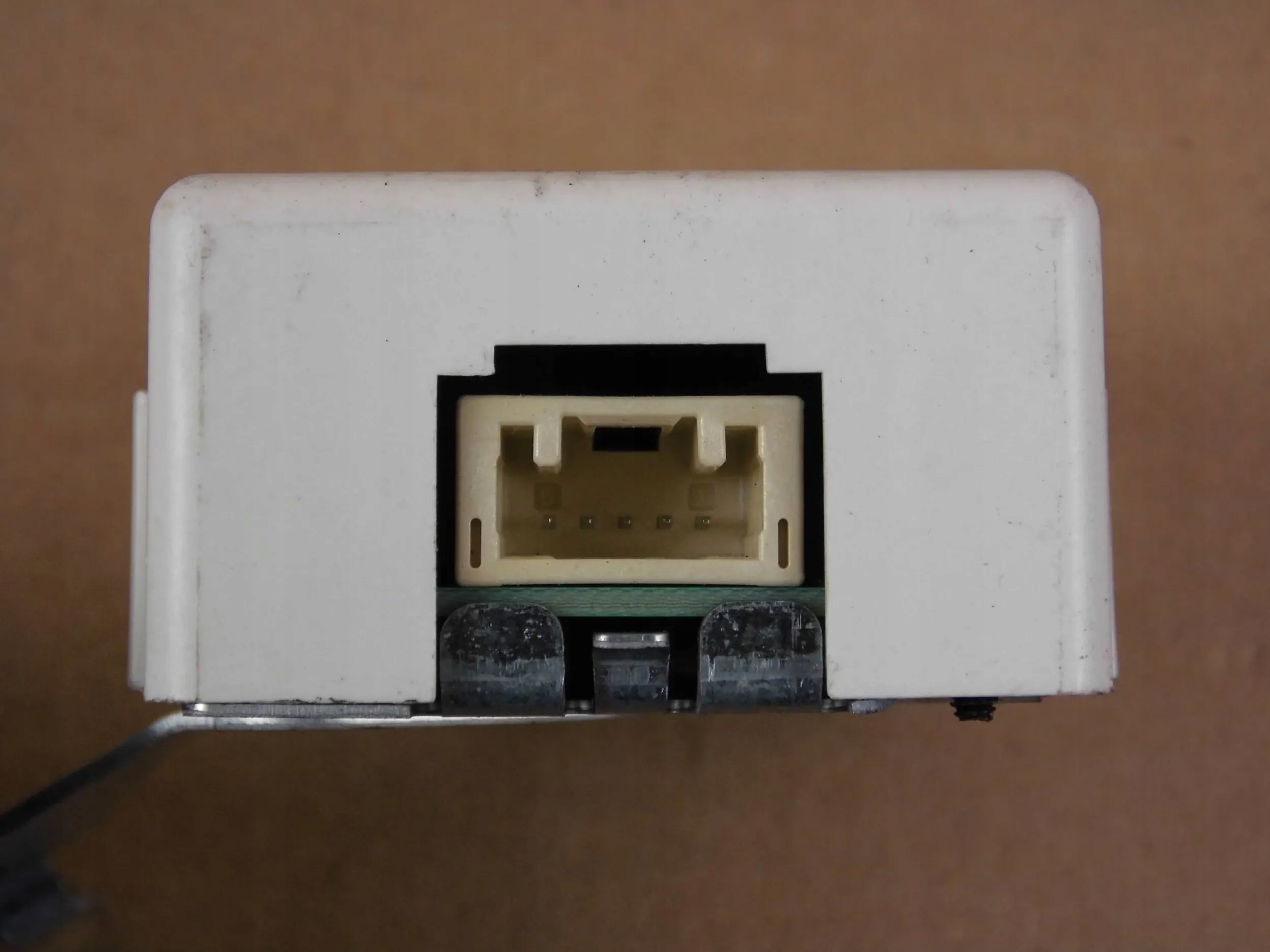 Toyota Yaris III module control unit of a lock central 89741-0D450