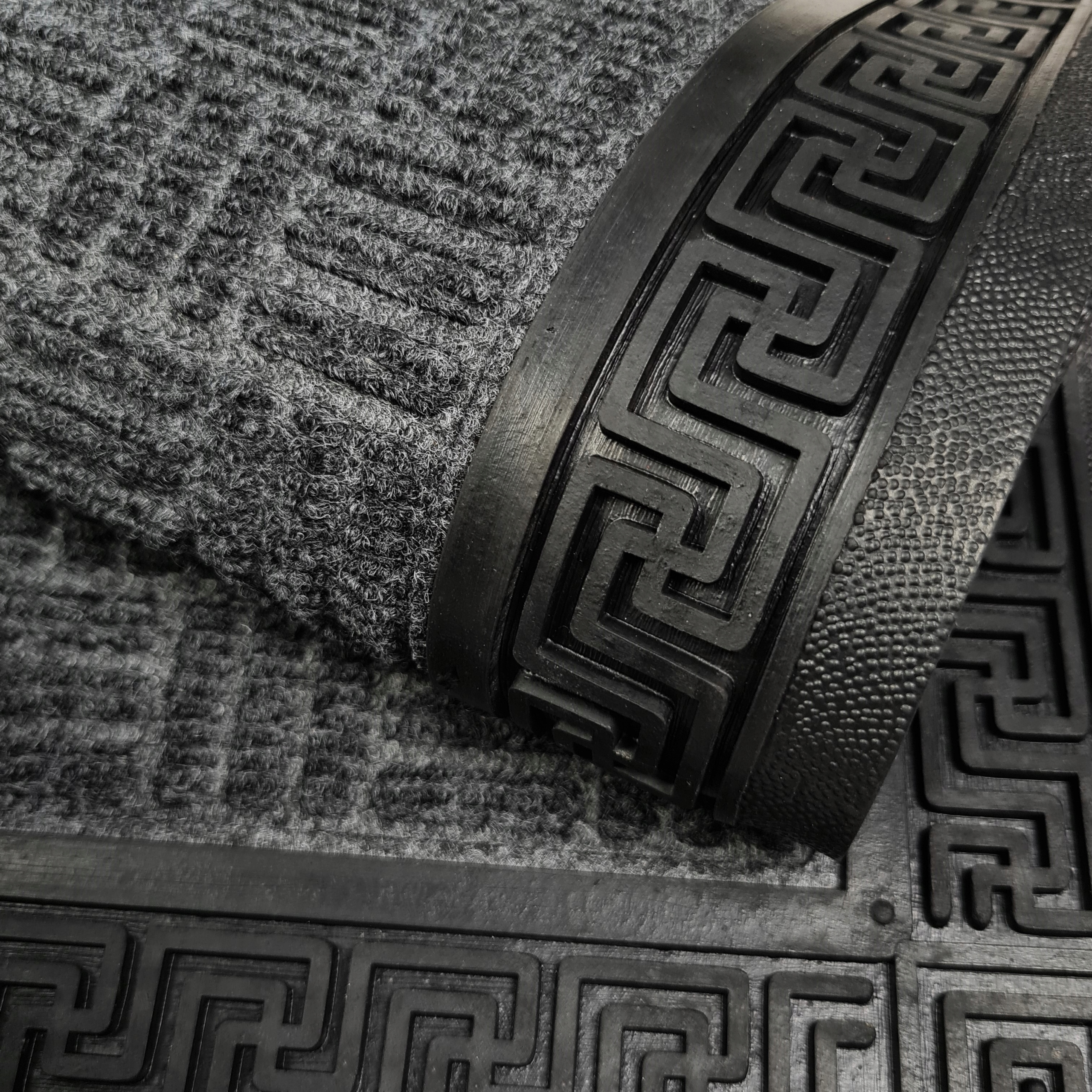 WYCIERACZKA WEJŚCIOWA GUMOWA MATA DO BUTÓW POD DRZWI GUMOWO TEKSTYLNA 40x60 Marka Nestor