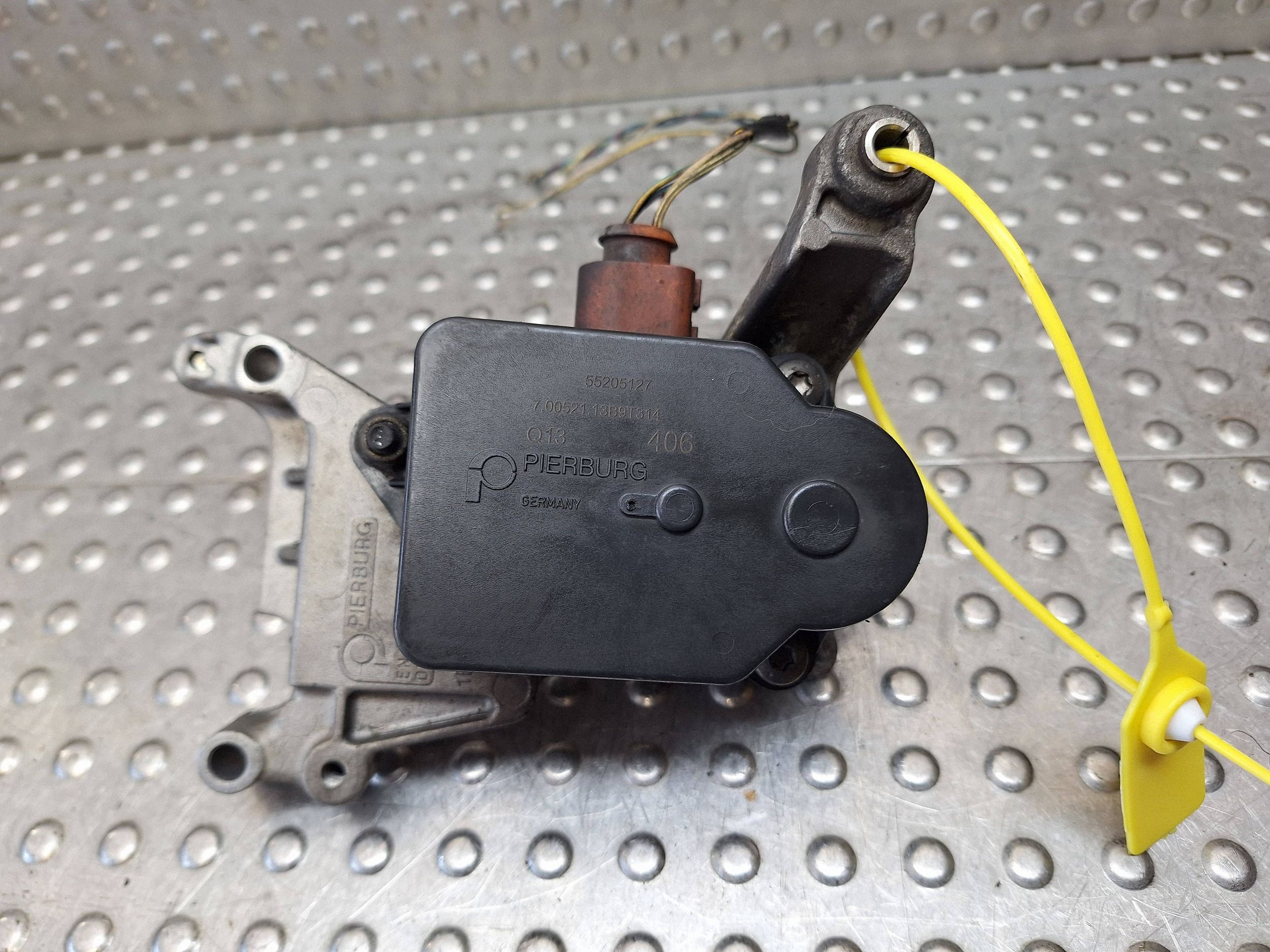 Régulateur KLAP ALFA ROMEO 159 1.9 JTD 55205127