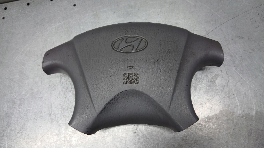 подушка руля Hyundai и 05R 1.6b