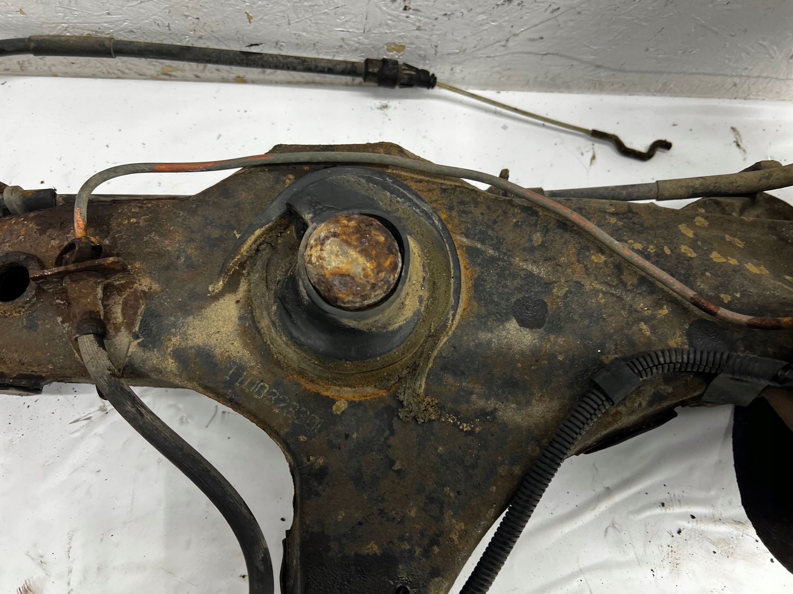 7H0501413C arm rear left ZWRTONICA VW T5 Transporter Multivan 2.5TDI