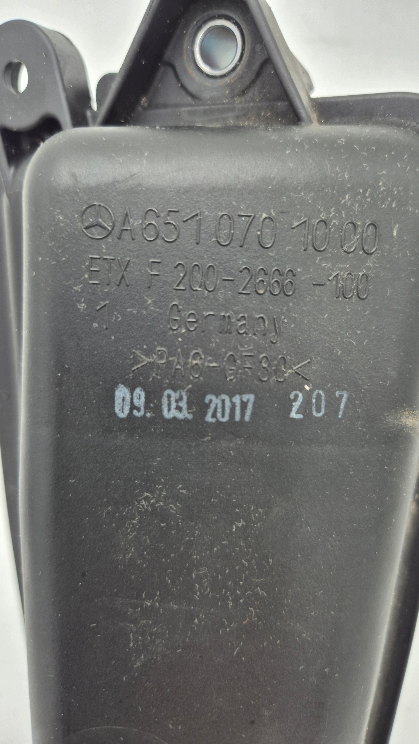 Behälter Unterdruck luft MERCEDES A6510701000