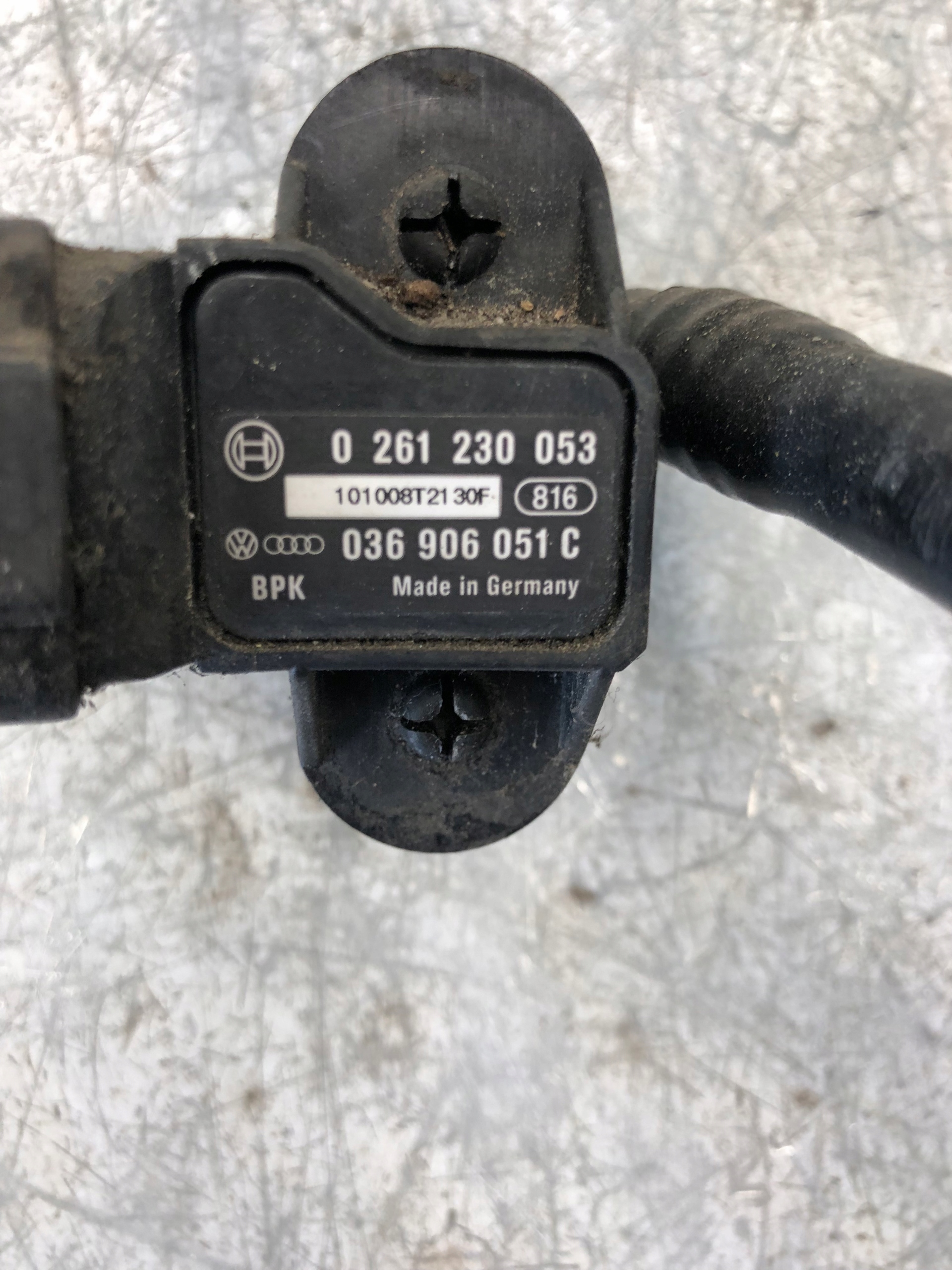 wiring vacual VW SKODA AUDI 036906051C