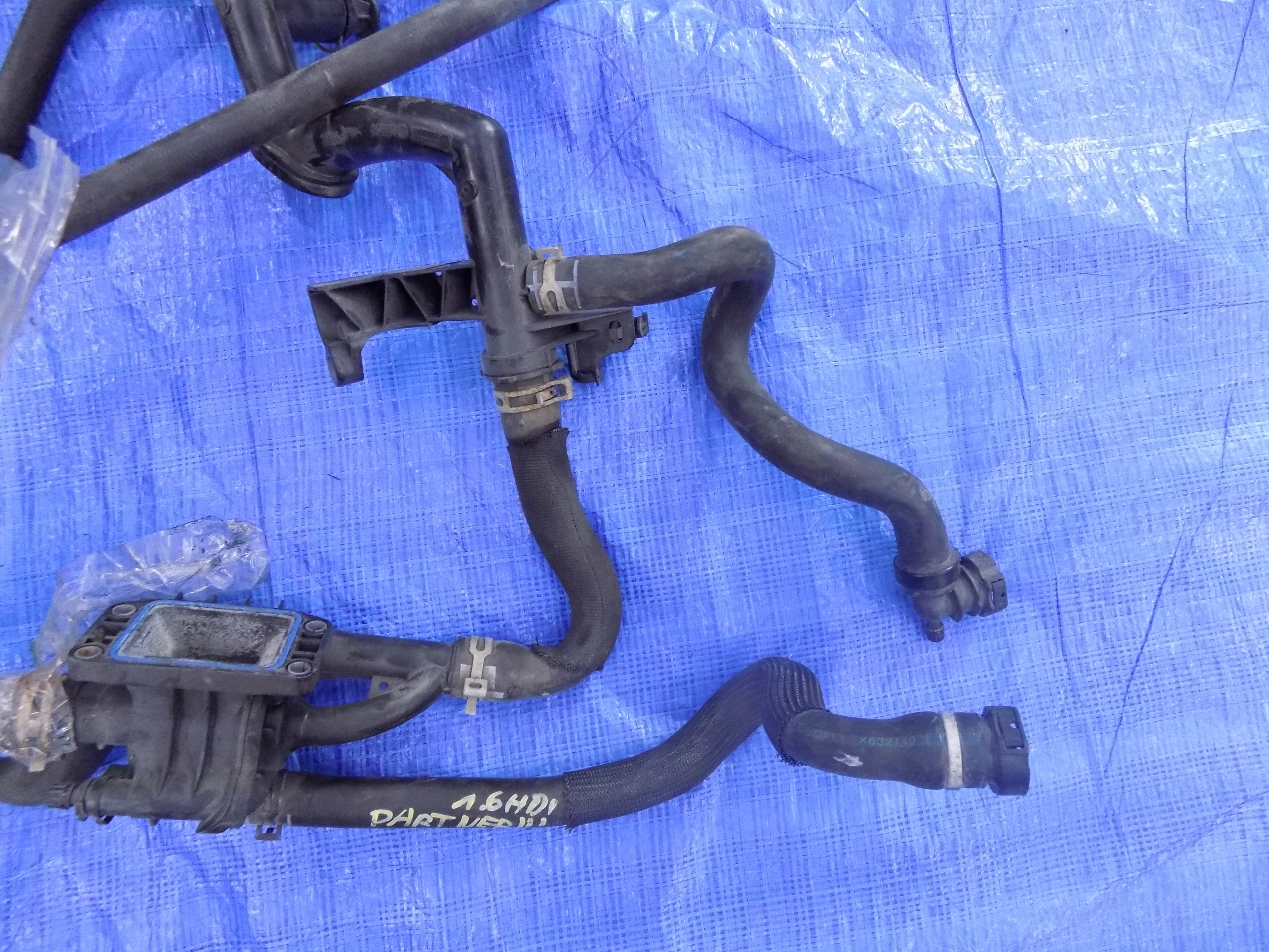 Scatola termostato tubi PARTNER BERLINGO III 1,6HD