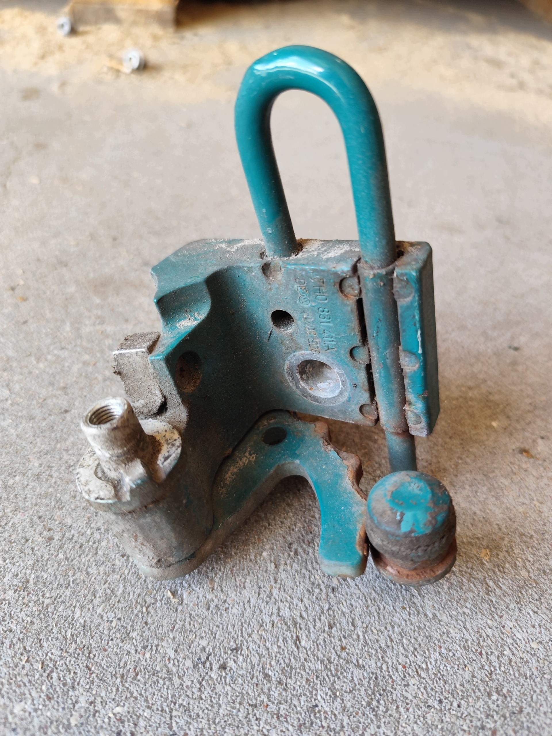 VW T5 hinge door left lower front driver´s green