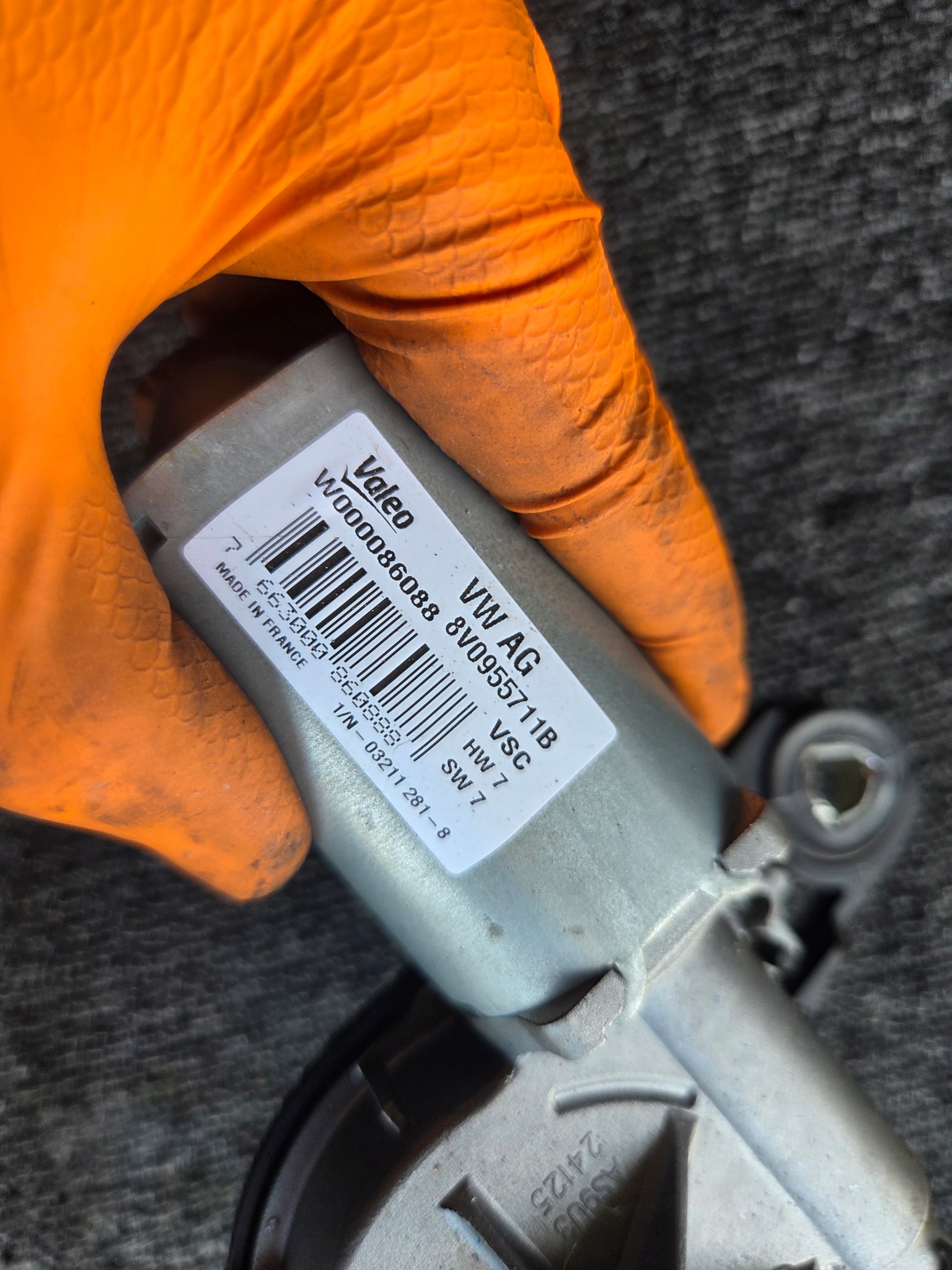 motor ablaktörlők far TYLNEJ AUDI A3 8V 8V0955711B