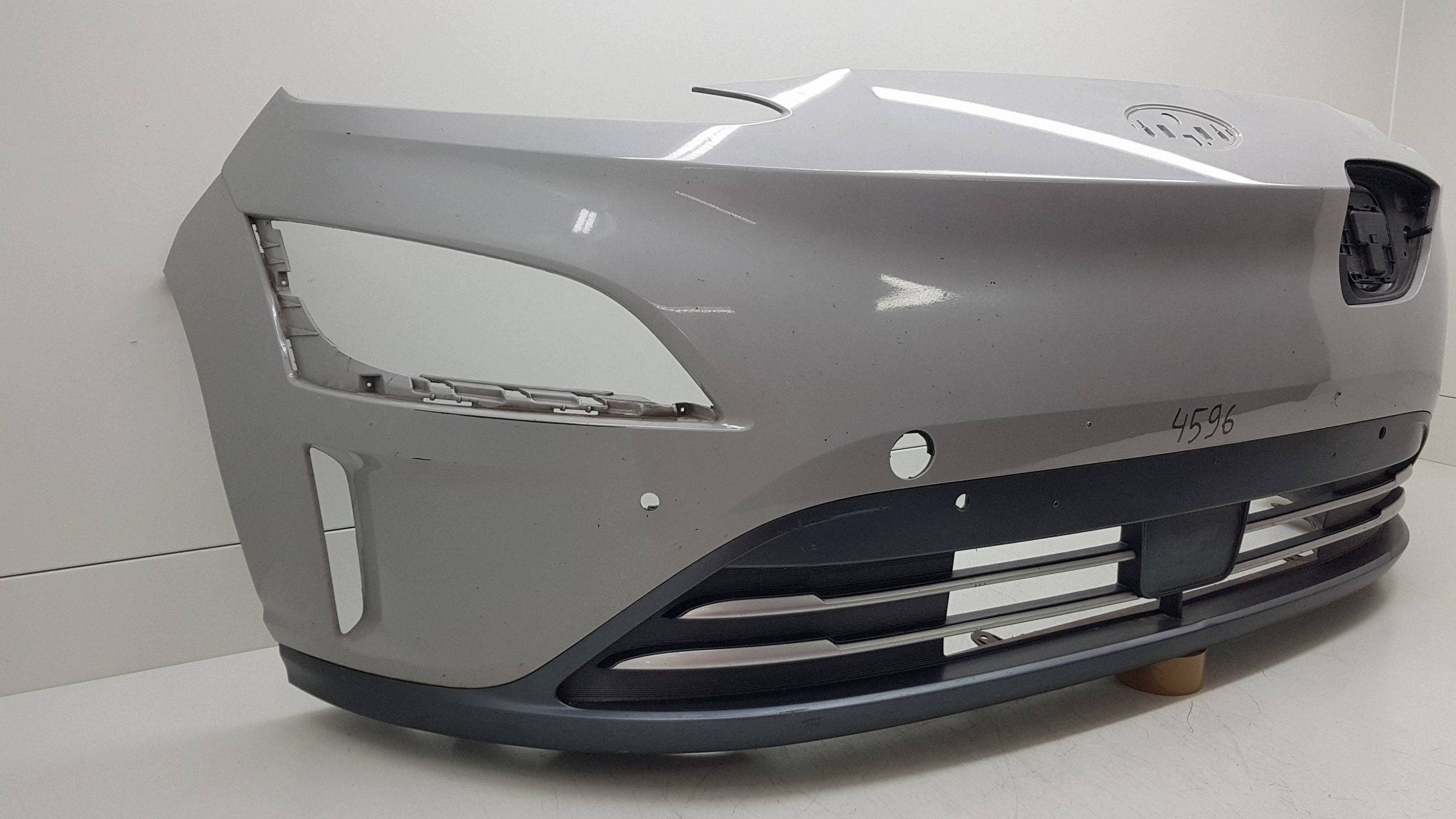 HYUNDAI KONA EV 2020 - bumper front 86511-K4AA0