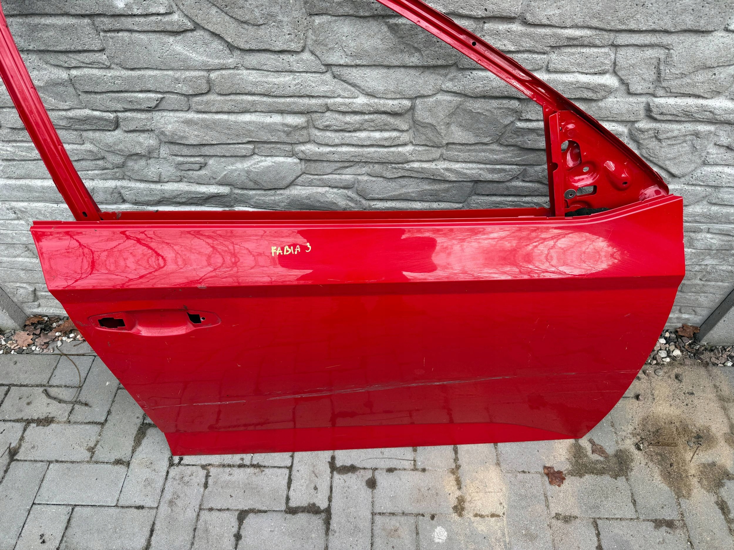 Skoda Fabia 3 III door right front front