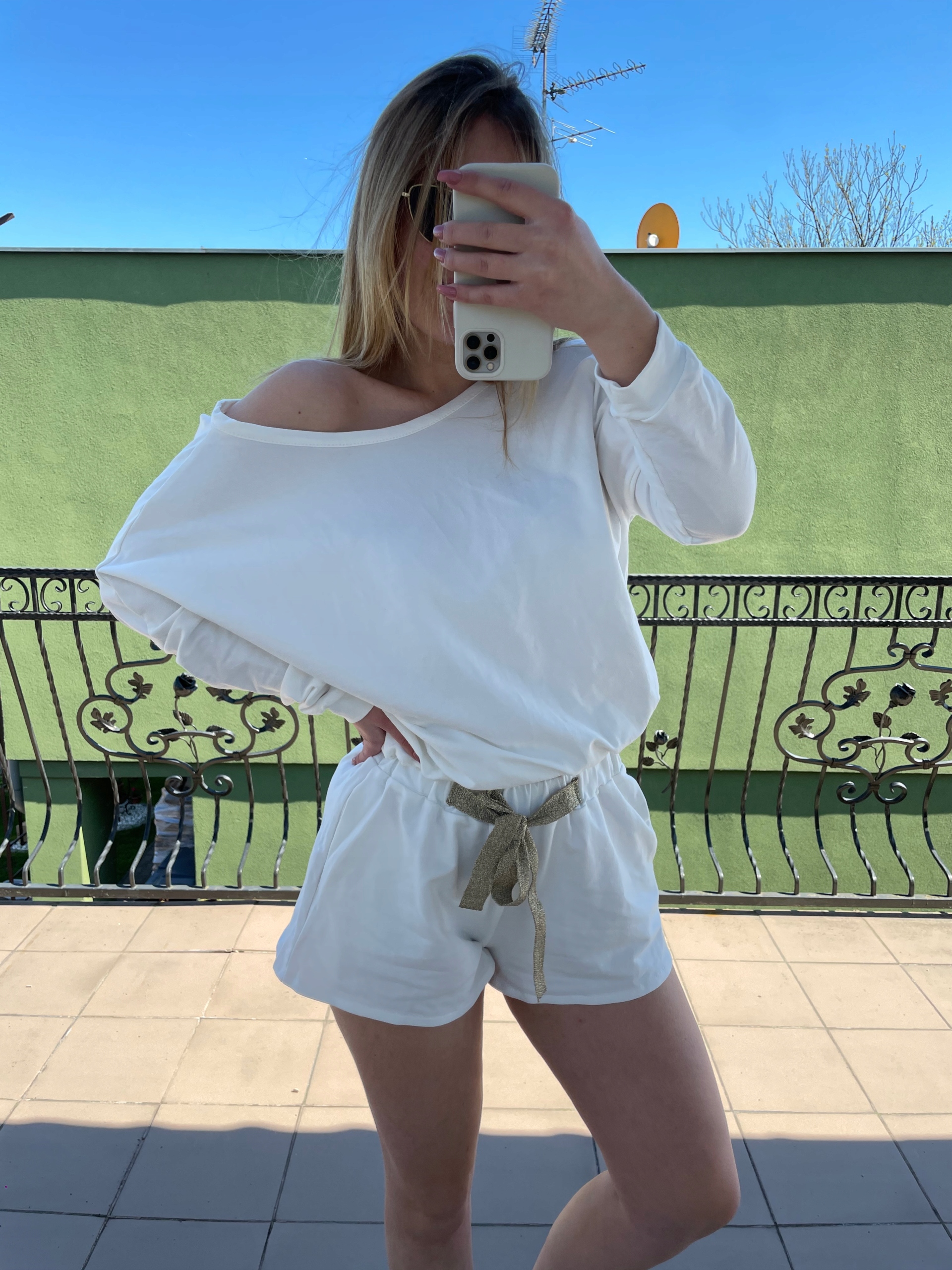 Komplet Teplákovka Atelier Dlouhá Mikina Kraťasy Bílá