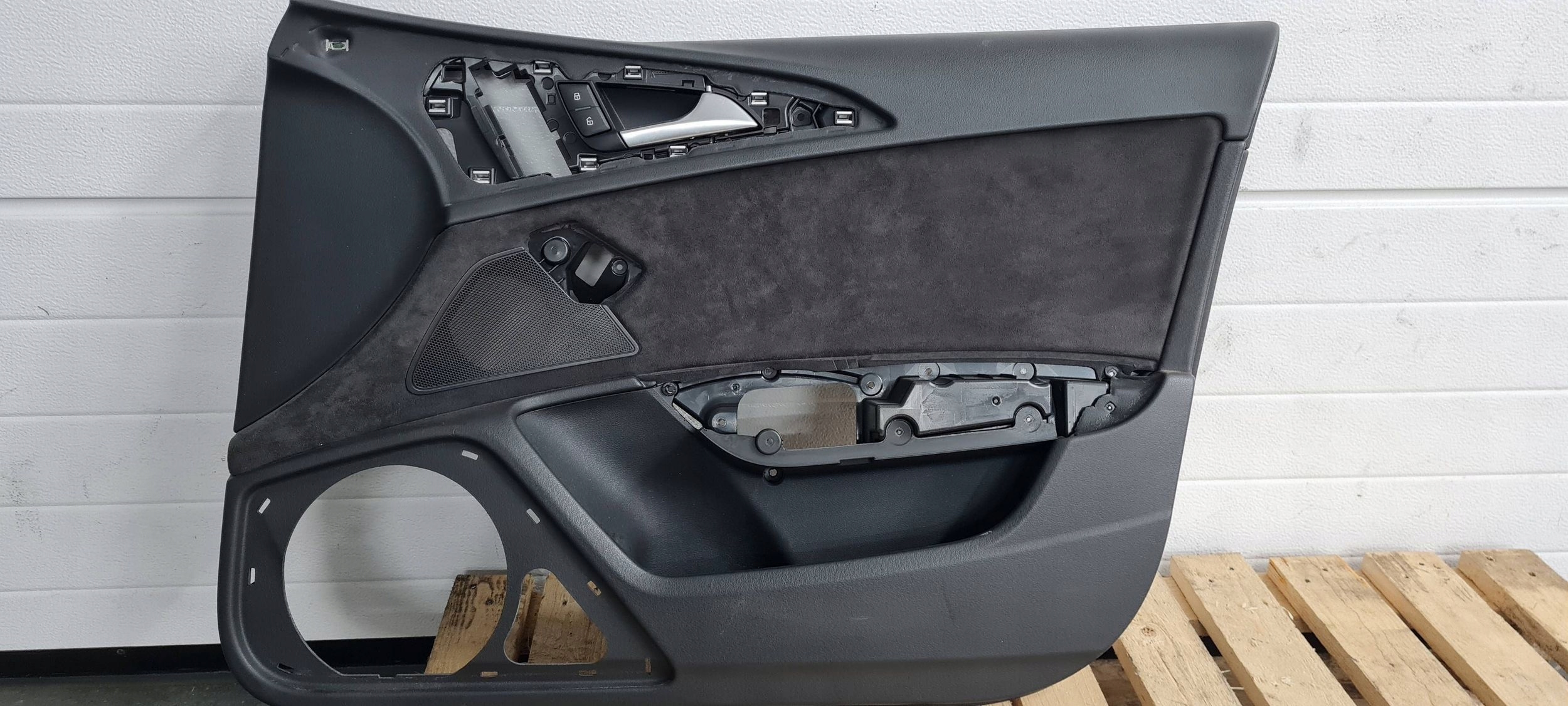 S6 C7 4G LIFT A6 side door right front ALCANTARA AMBIENTE