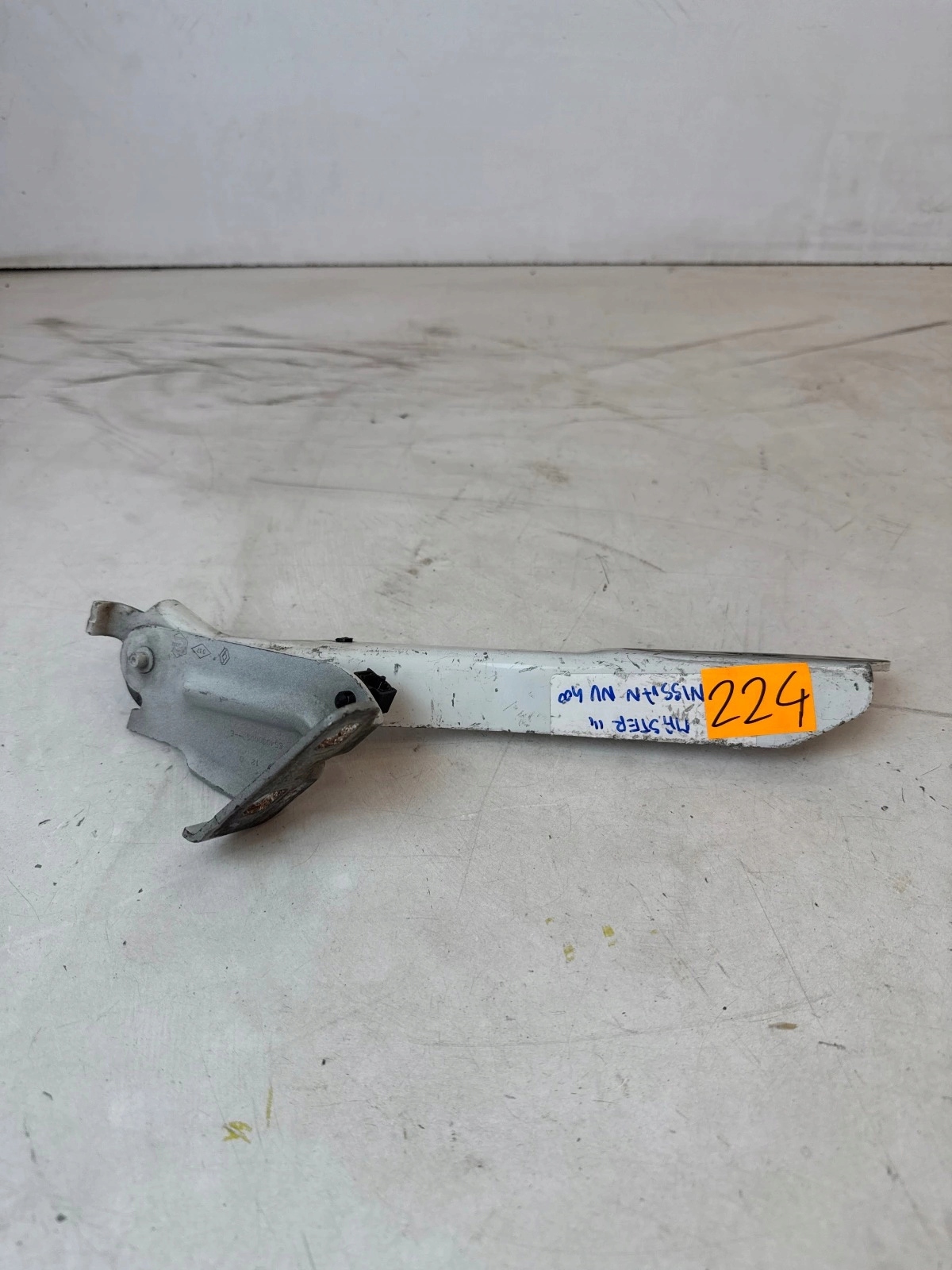 hinge bonnets front front right Renault Master III