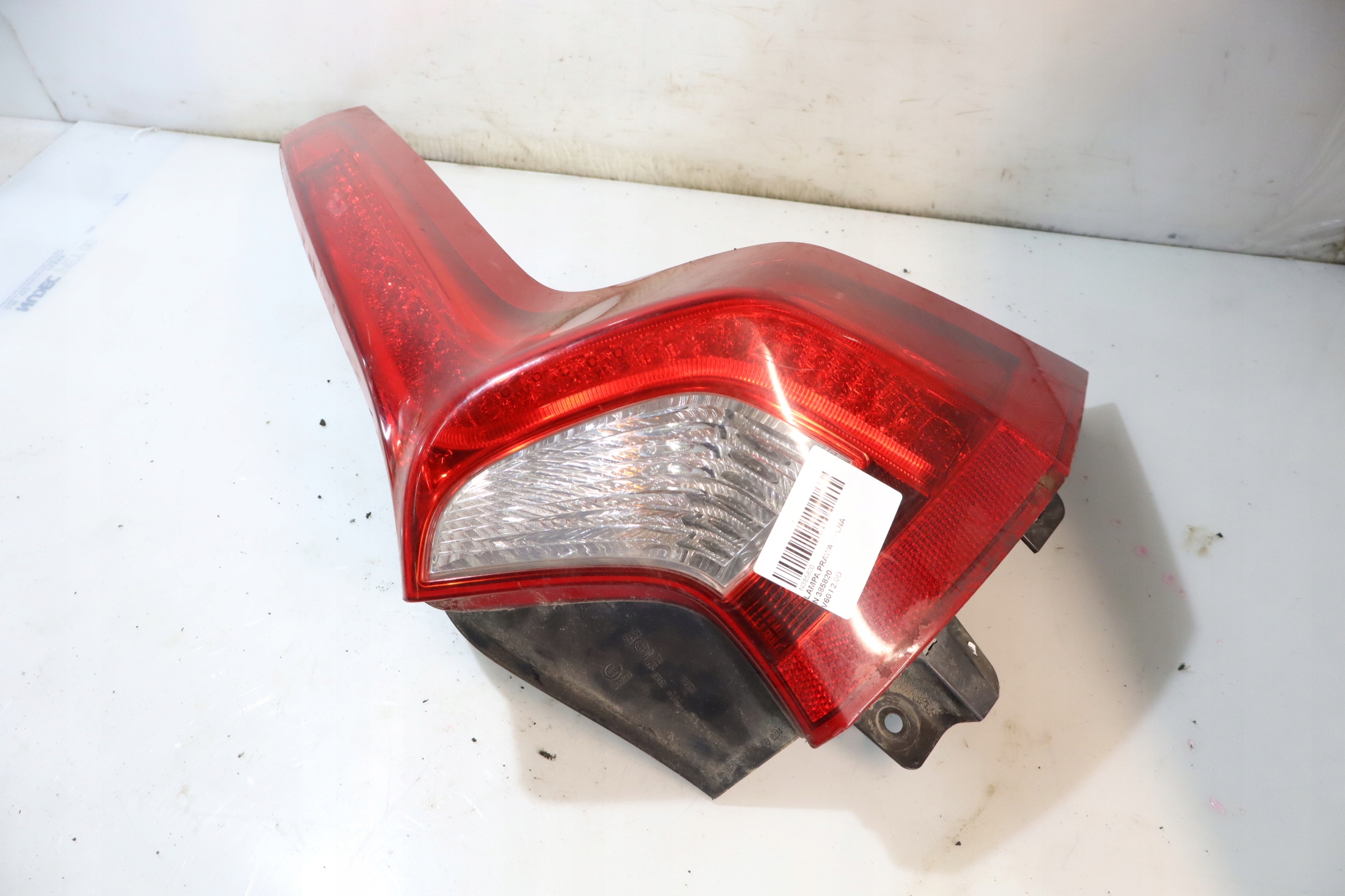 Volvo S60/V60 V60 Rückleuchte Rearlamp - Thumbnail 1