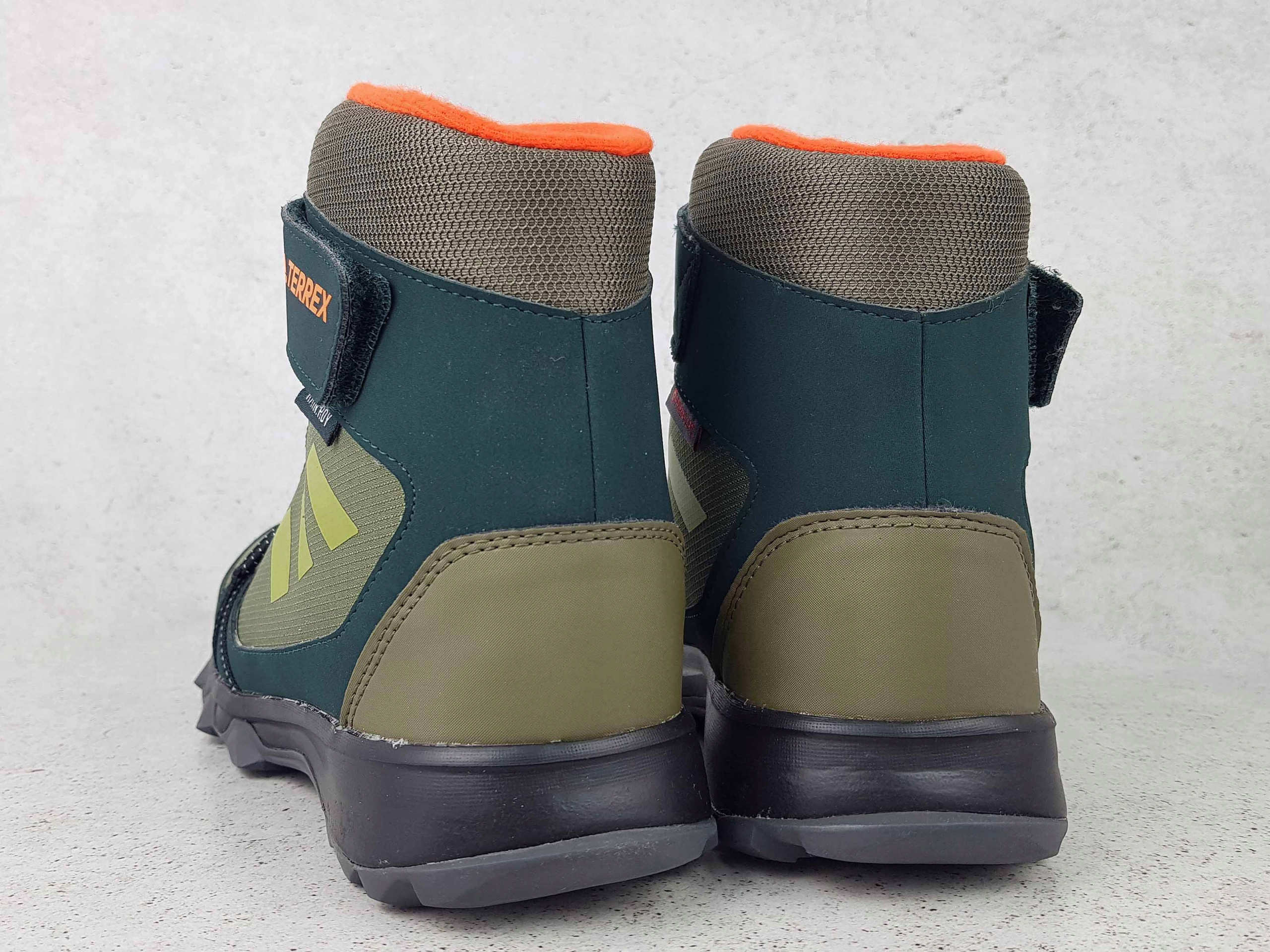 ADIDAS TERREX SNOW BUTY ZIMOWE TRAPERY ŚNIEGOWCE Rozmiar 33